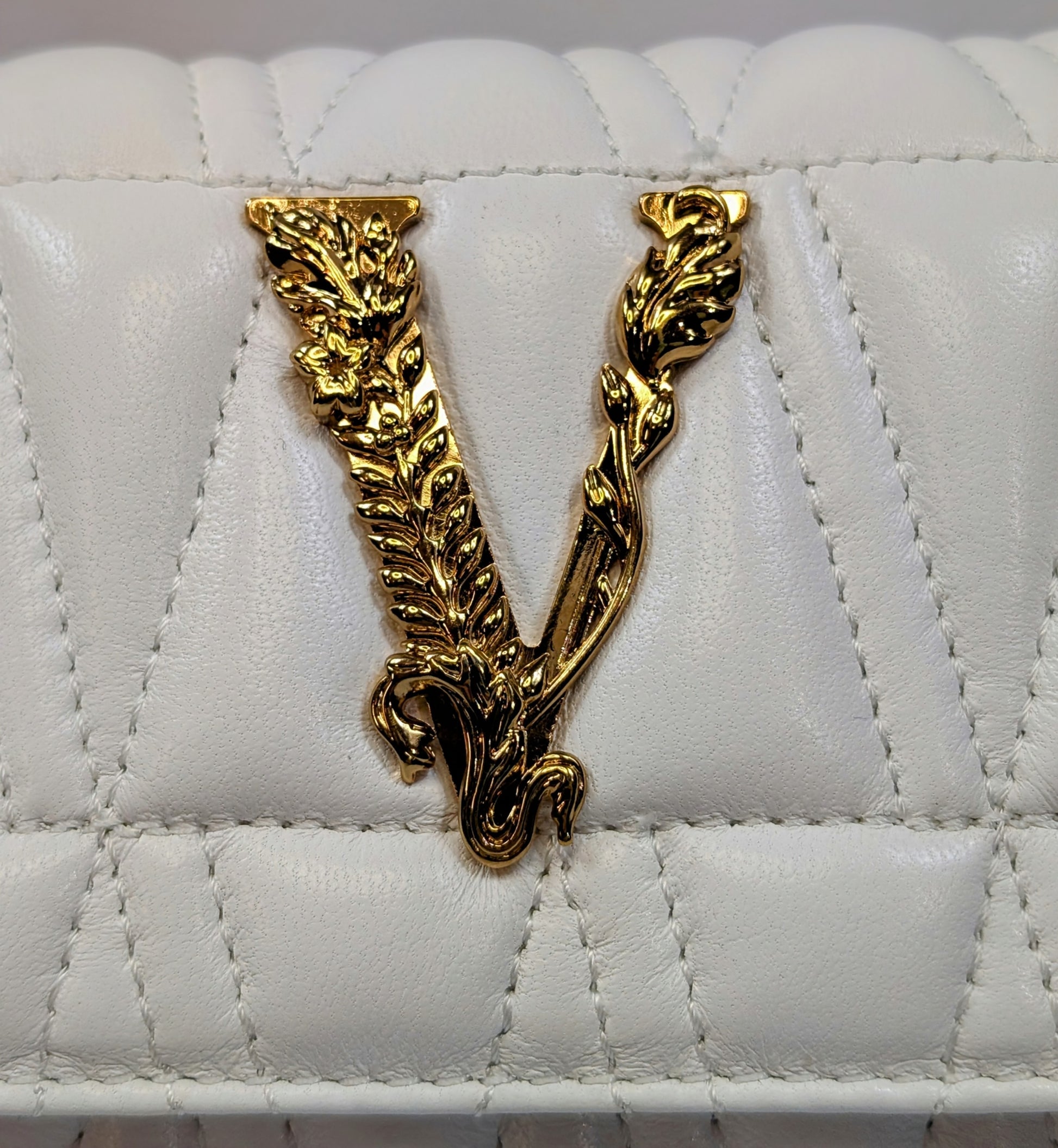 Versace White Virtus Quilted Chain Wallet on Chain (WOC)