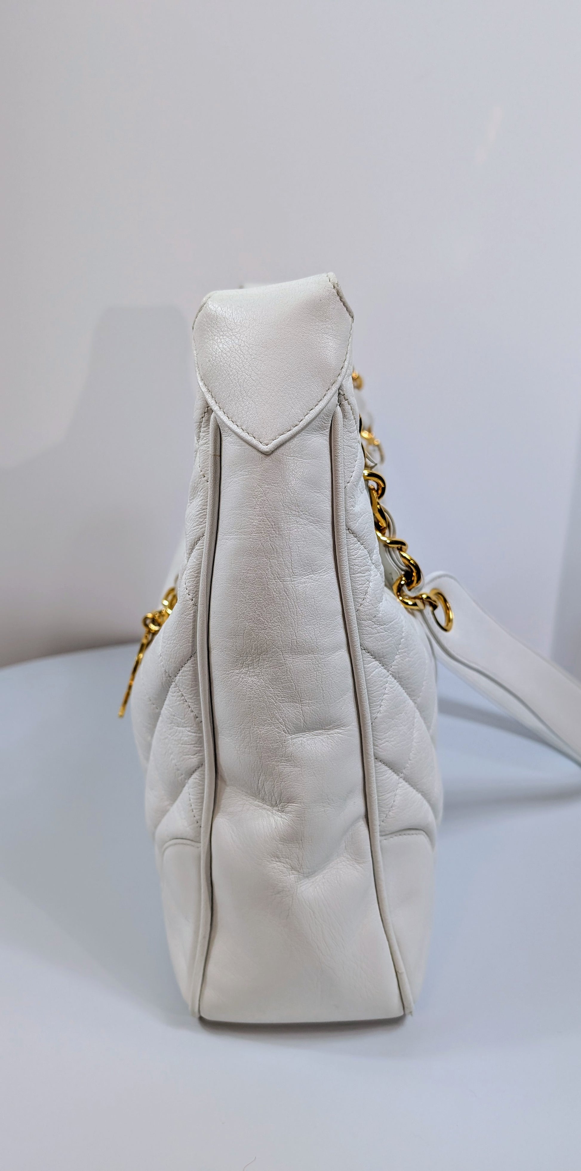 Chanel Rare Vintage White Quilted Lambskin Large Hobo Tote 24k GHW