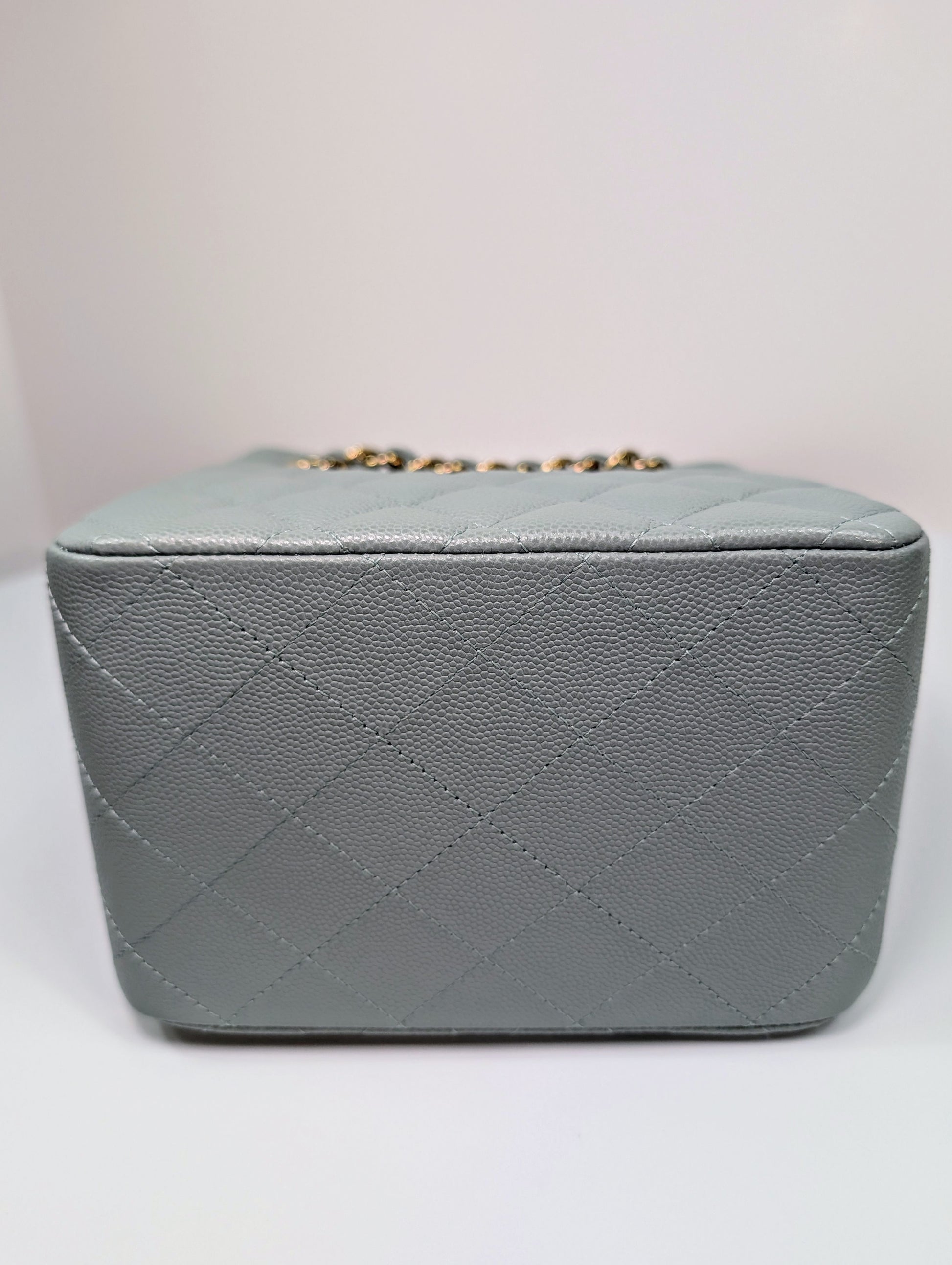 Chanel Rare Light Grey Quilted Caviar Leather Small Bucket Drawstring Bag