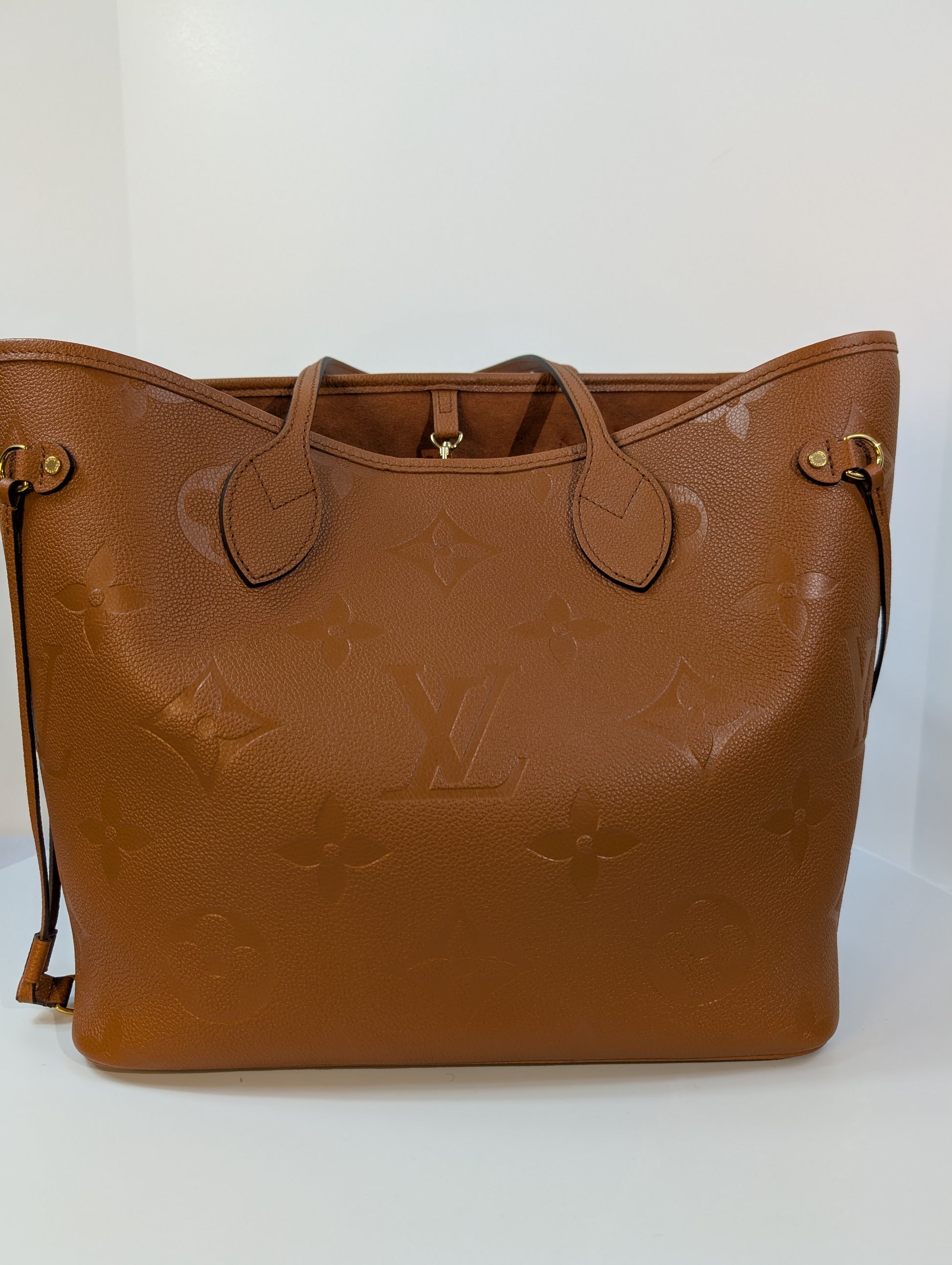 Louis Vuitton Neverfull MM in Monogram Empreinte Leather