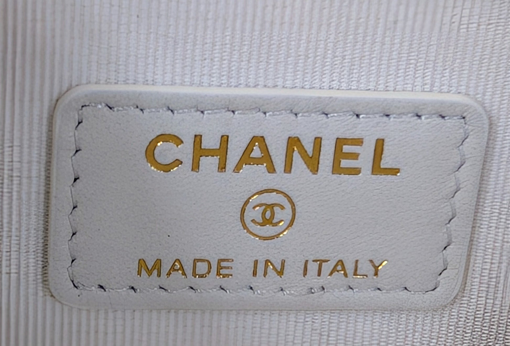 Chanel White Caviar Leather Mini Top Handle Vanity Case