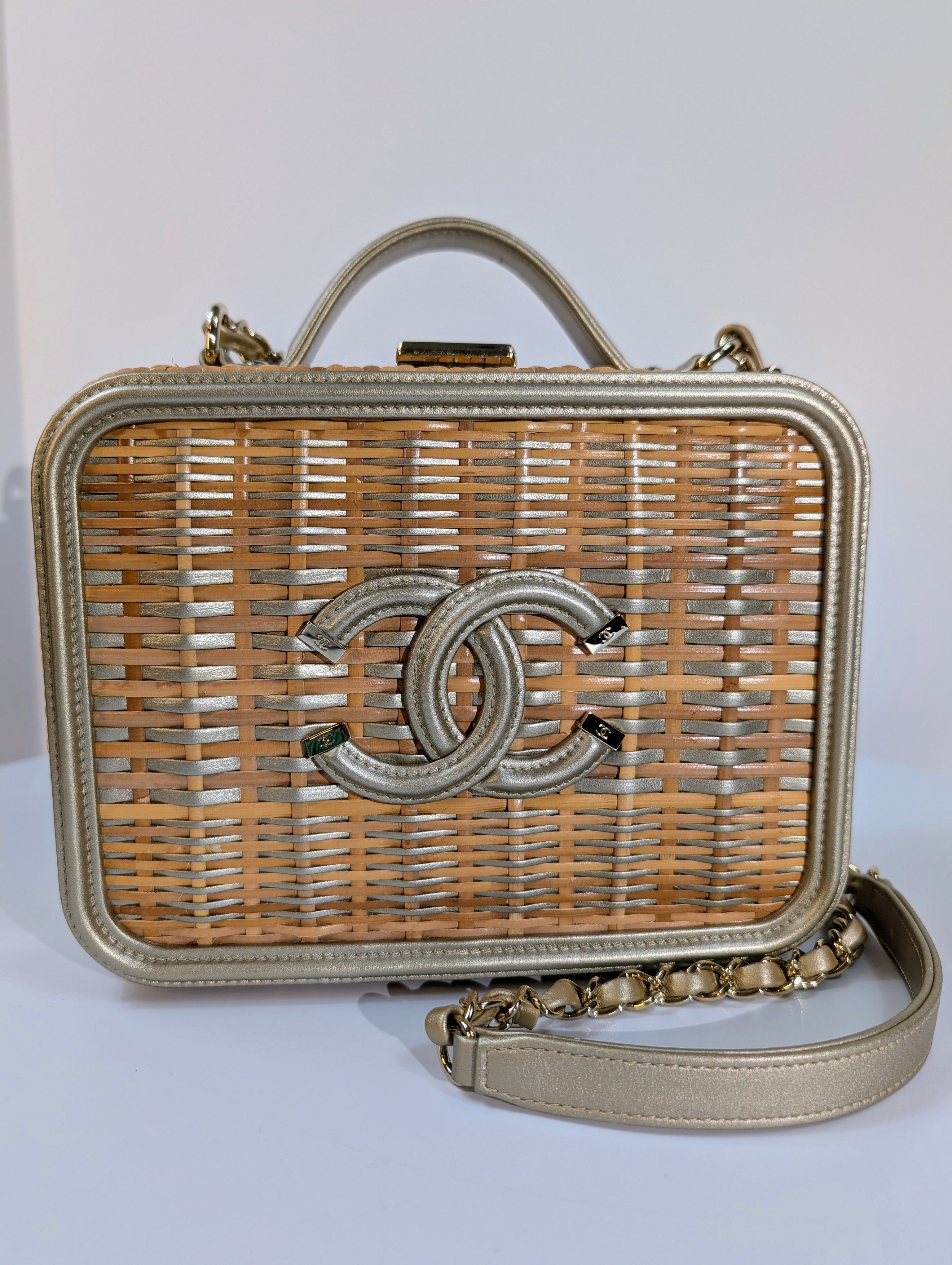 Chanel Rare Box Bag in Woven Rattan and Champaign Gold Leather
