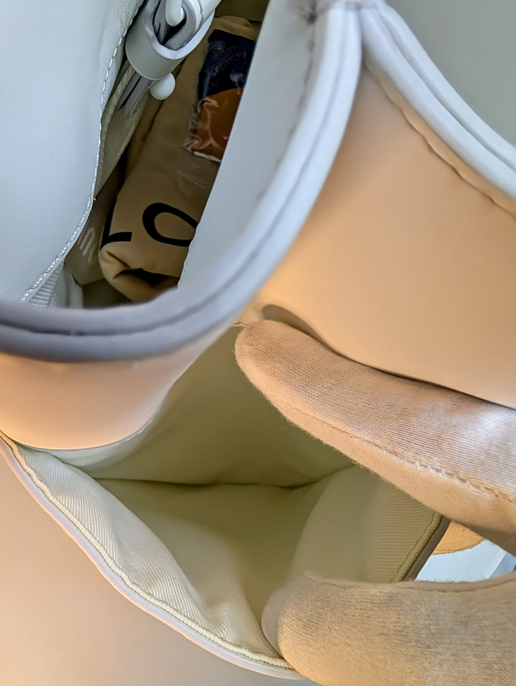 Louis Vuitton White Spring-Summer 2023 Men's Collection Neo Tote
