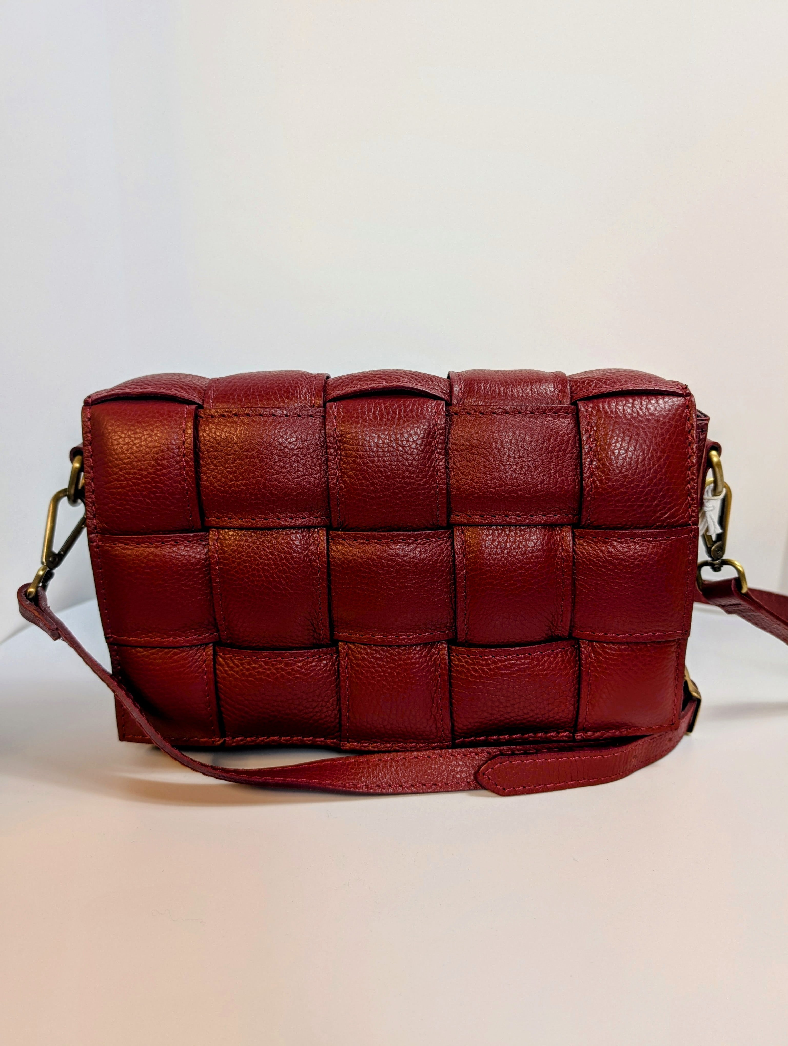 Violeta Castellani Milano Red Woven Leather Shoulder Bag