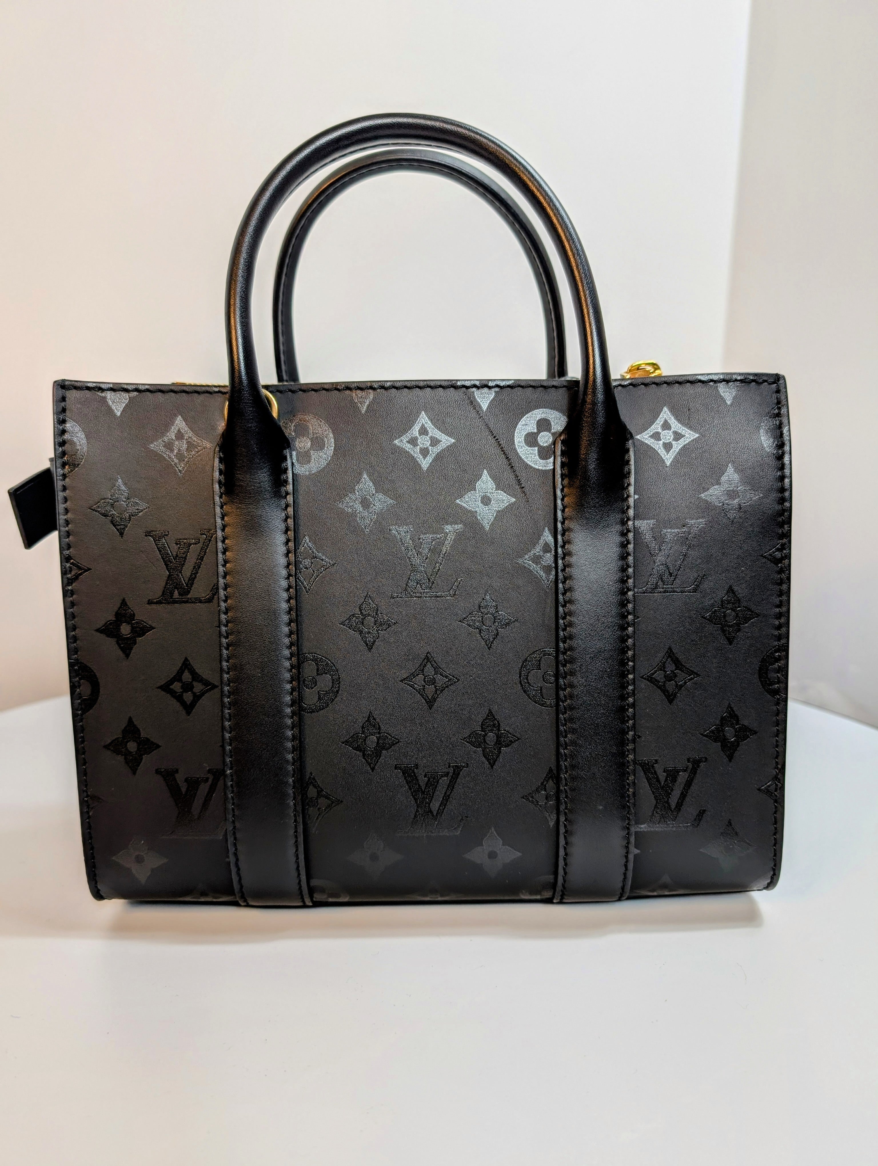 Louis Vuitton Black "Very" Tote BB Noir Monogram BB Handbag