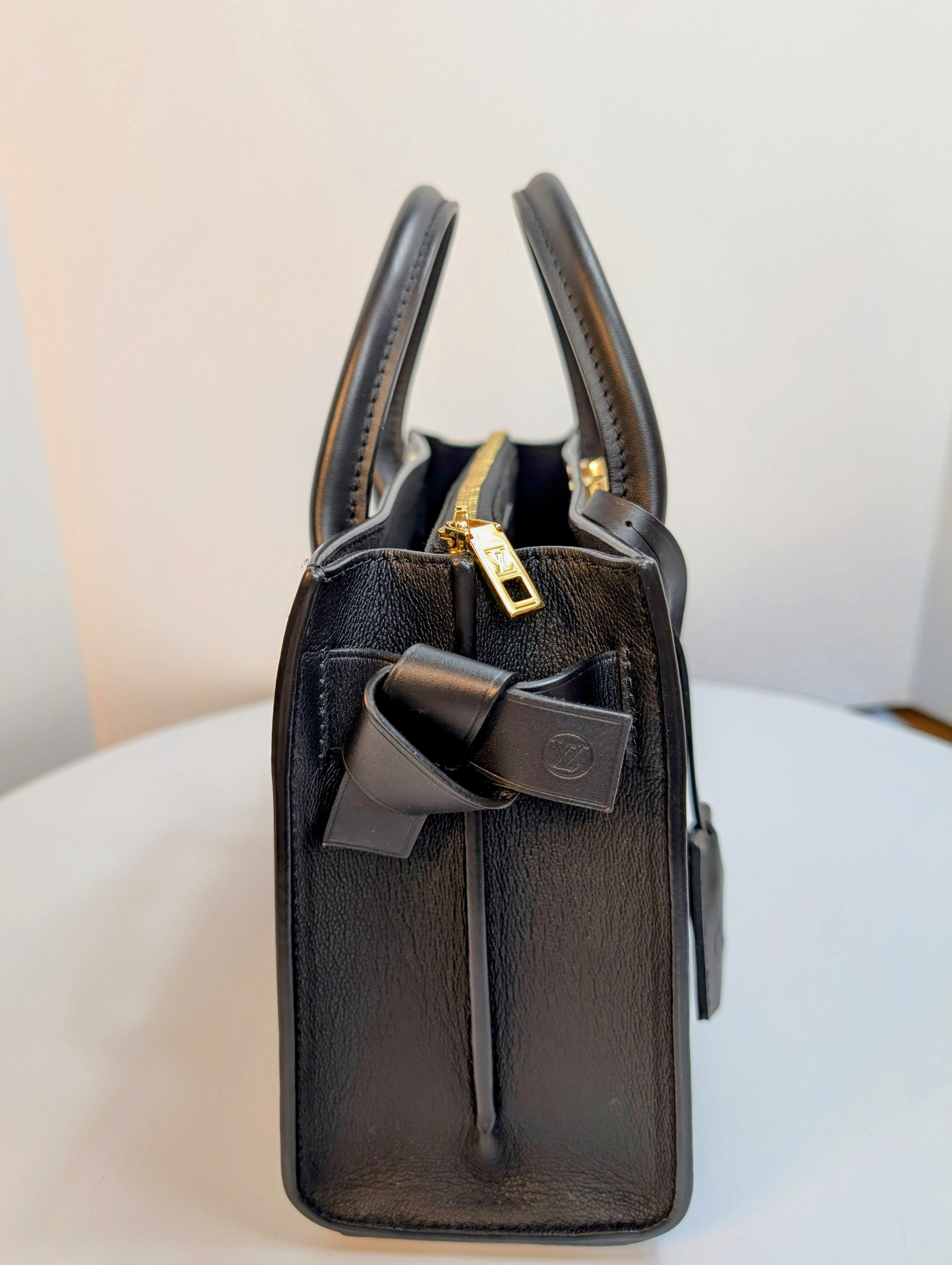 Louis Vuitton Black "Very" Tote BB Noir Monogram BB Handbag