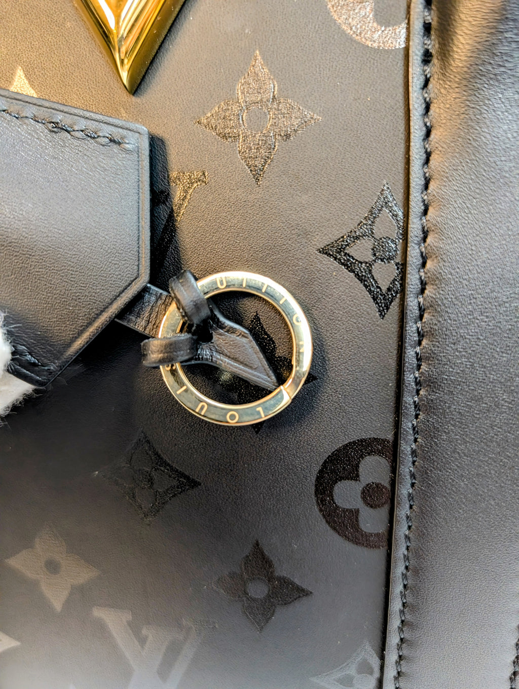 Louis Vuitton Black "Very" Tote BB Noir Monogram BB Handbag