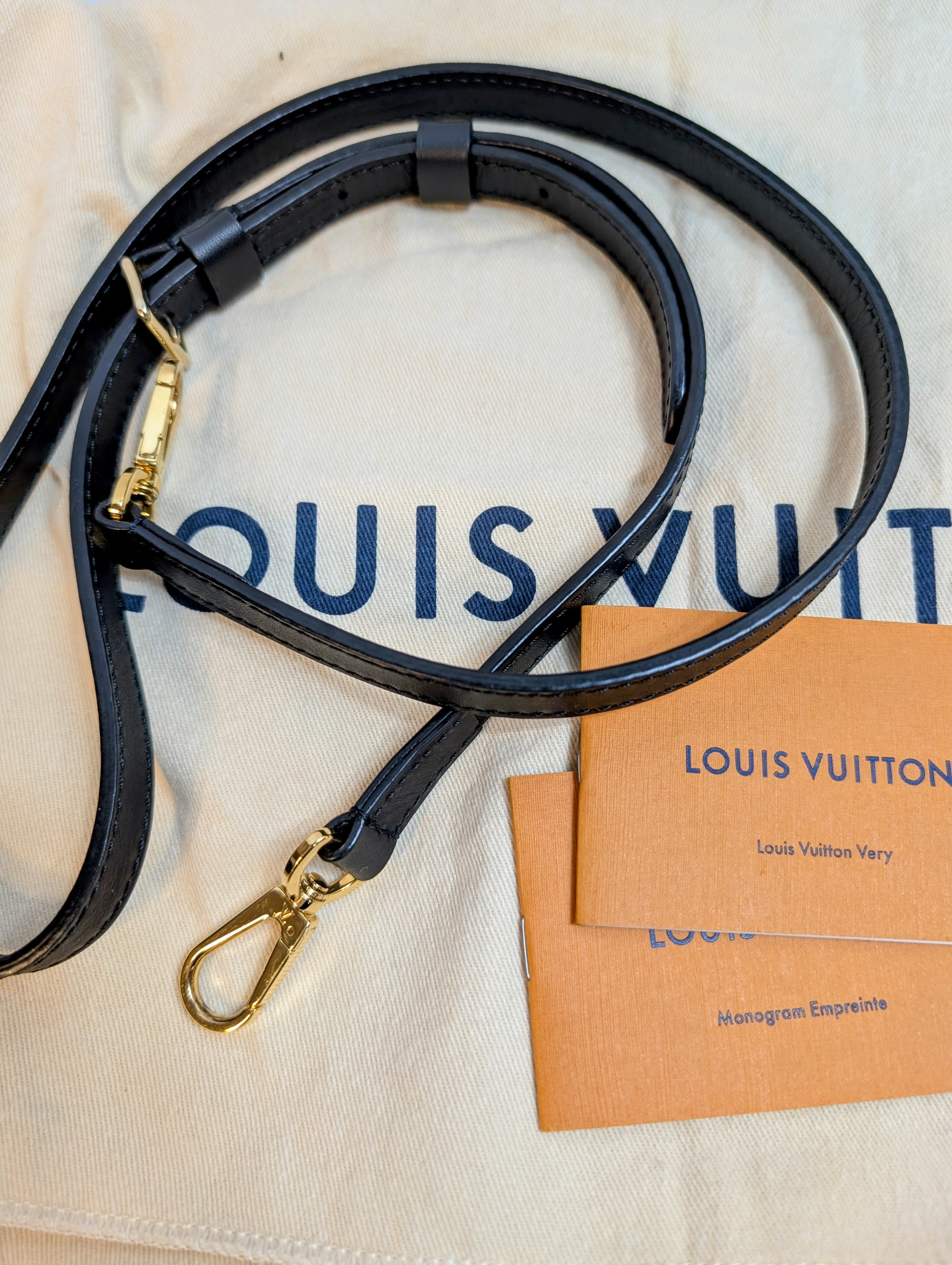 Louis Vuitton Black "Very" Tote BB Noir Monogram BB Handbag