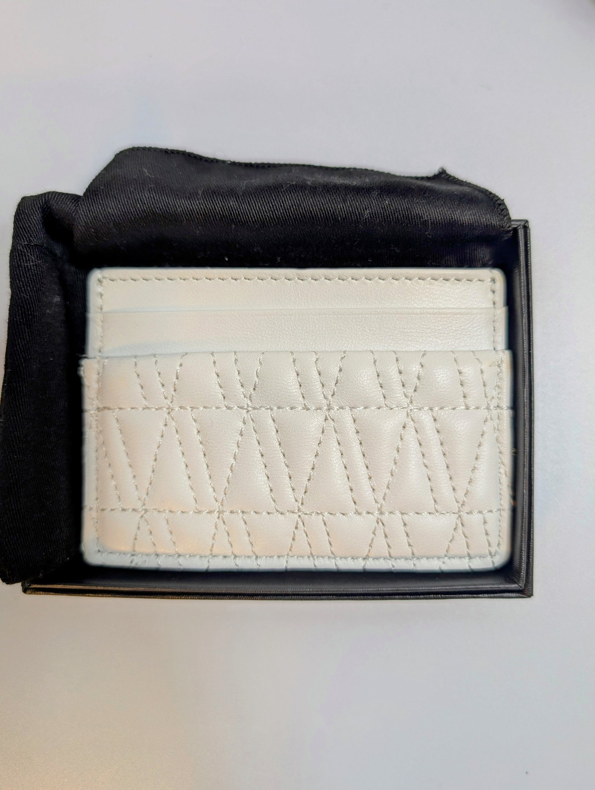 Versace White Virtus Quilted Chain Wallet on Chain (WOC)