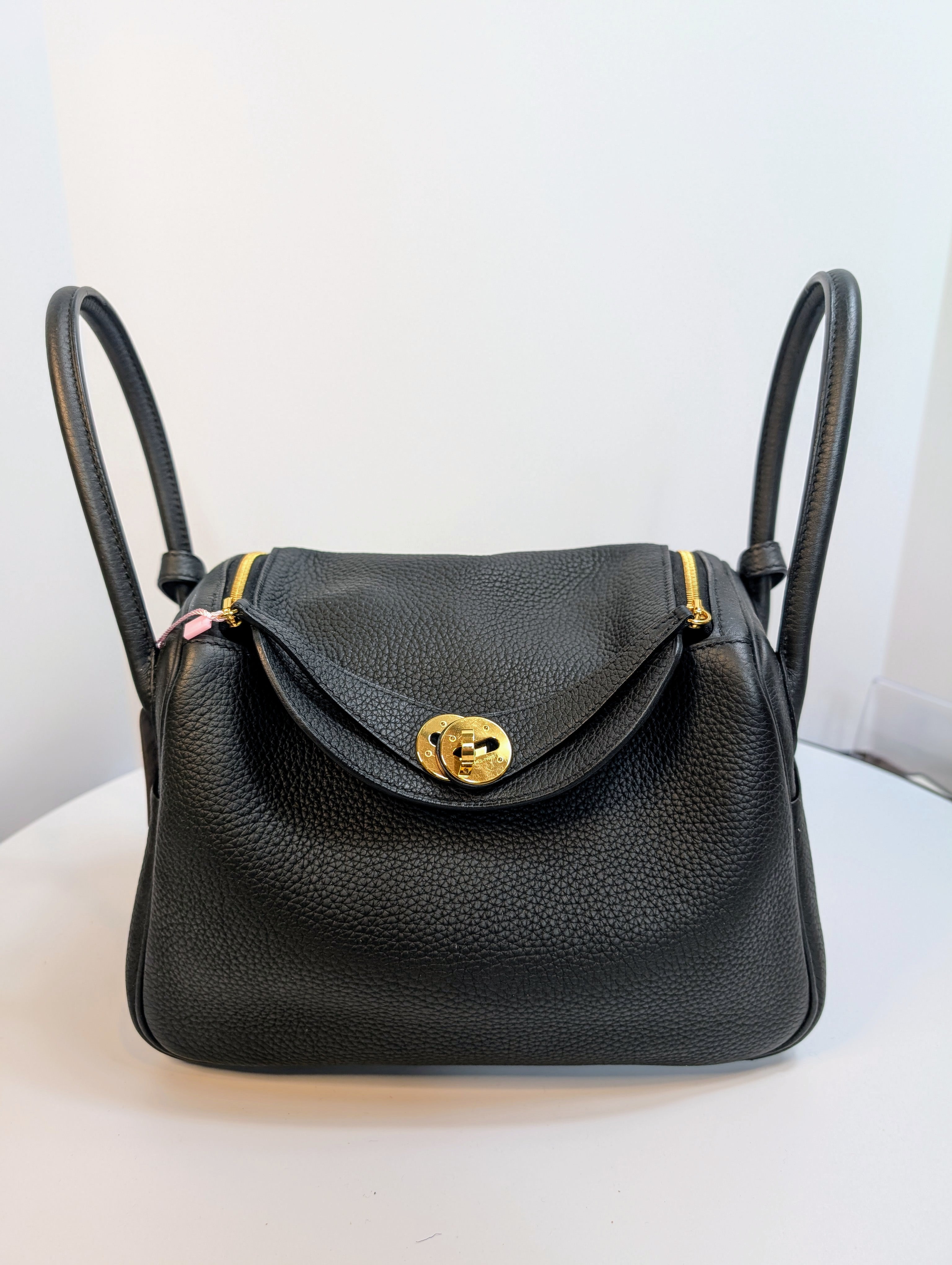 Hermes Black Taurillon Clemence Leather Lindy 26