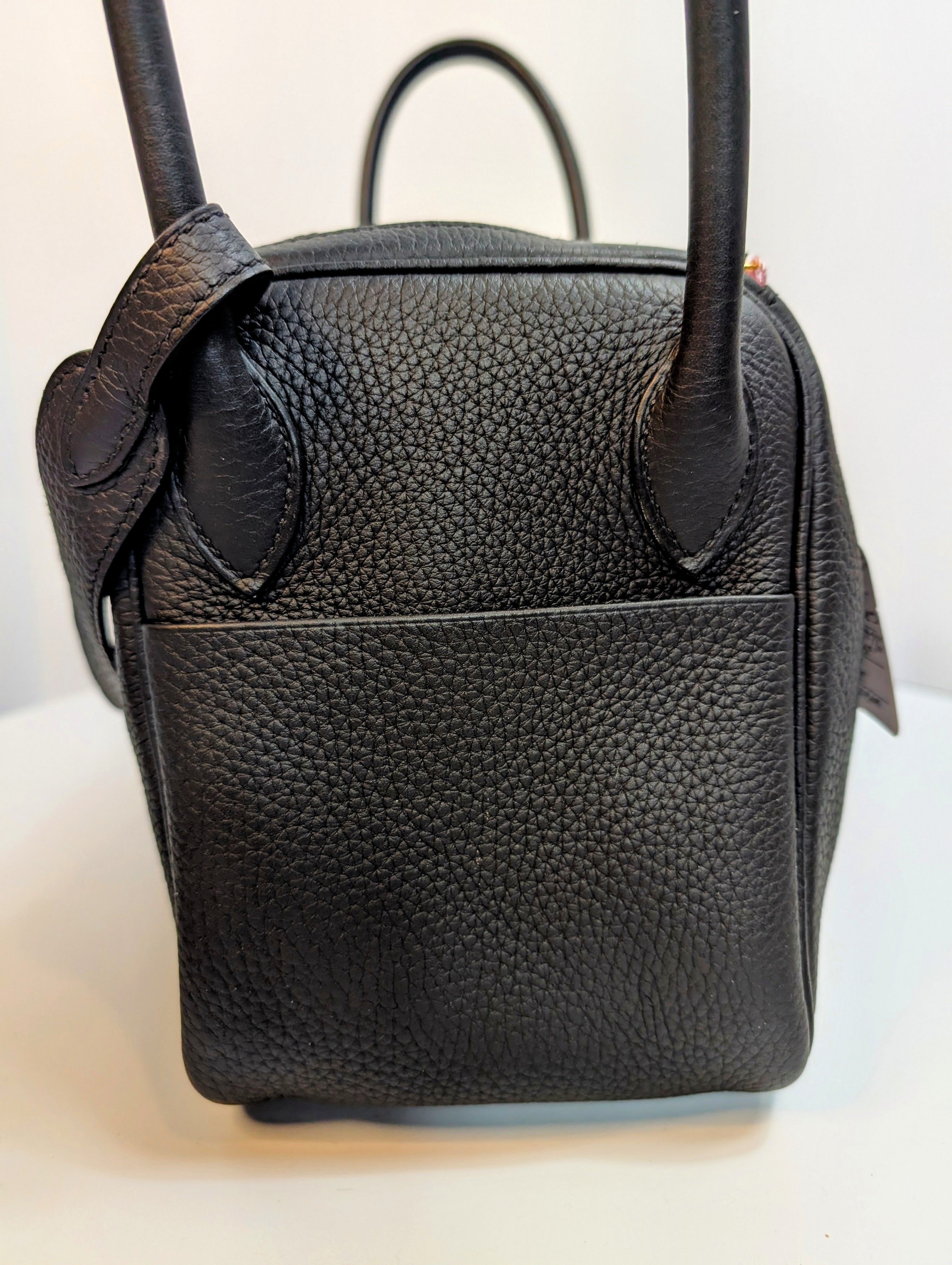 Hermes Black Taurillon Clemence Leather Lindy 26