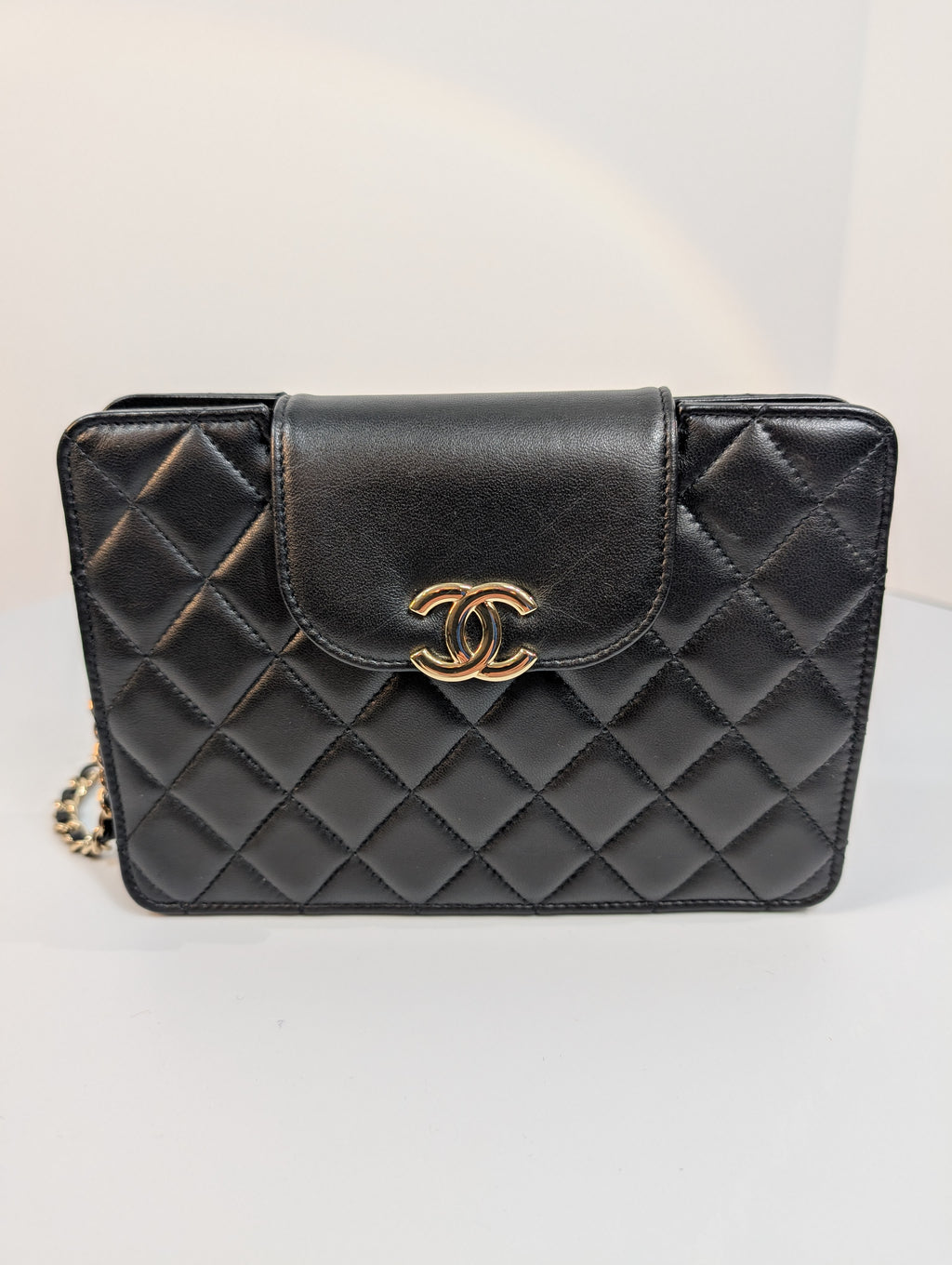 Chanel Black Quilted Lambskin Flap CC Pouch Wristlet Clutch WOC