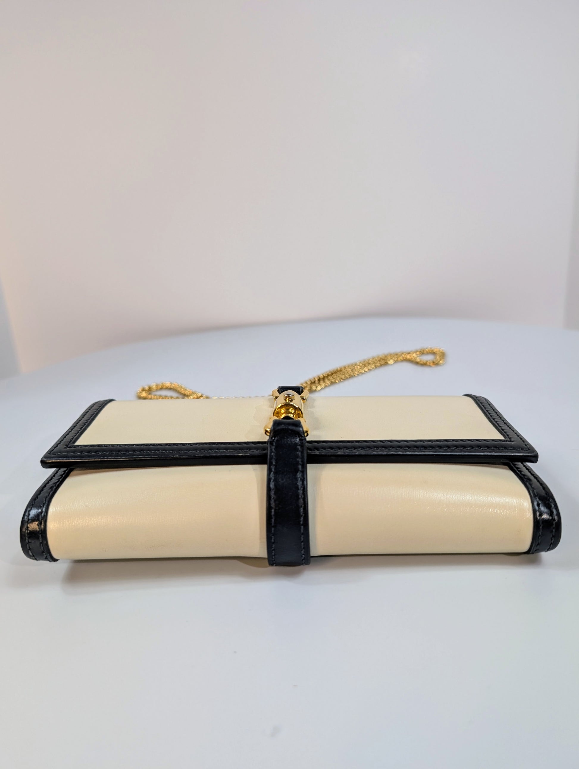 Gucci Cream Jackie 1961 Wallet on Chain with Gold Hardware