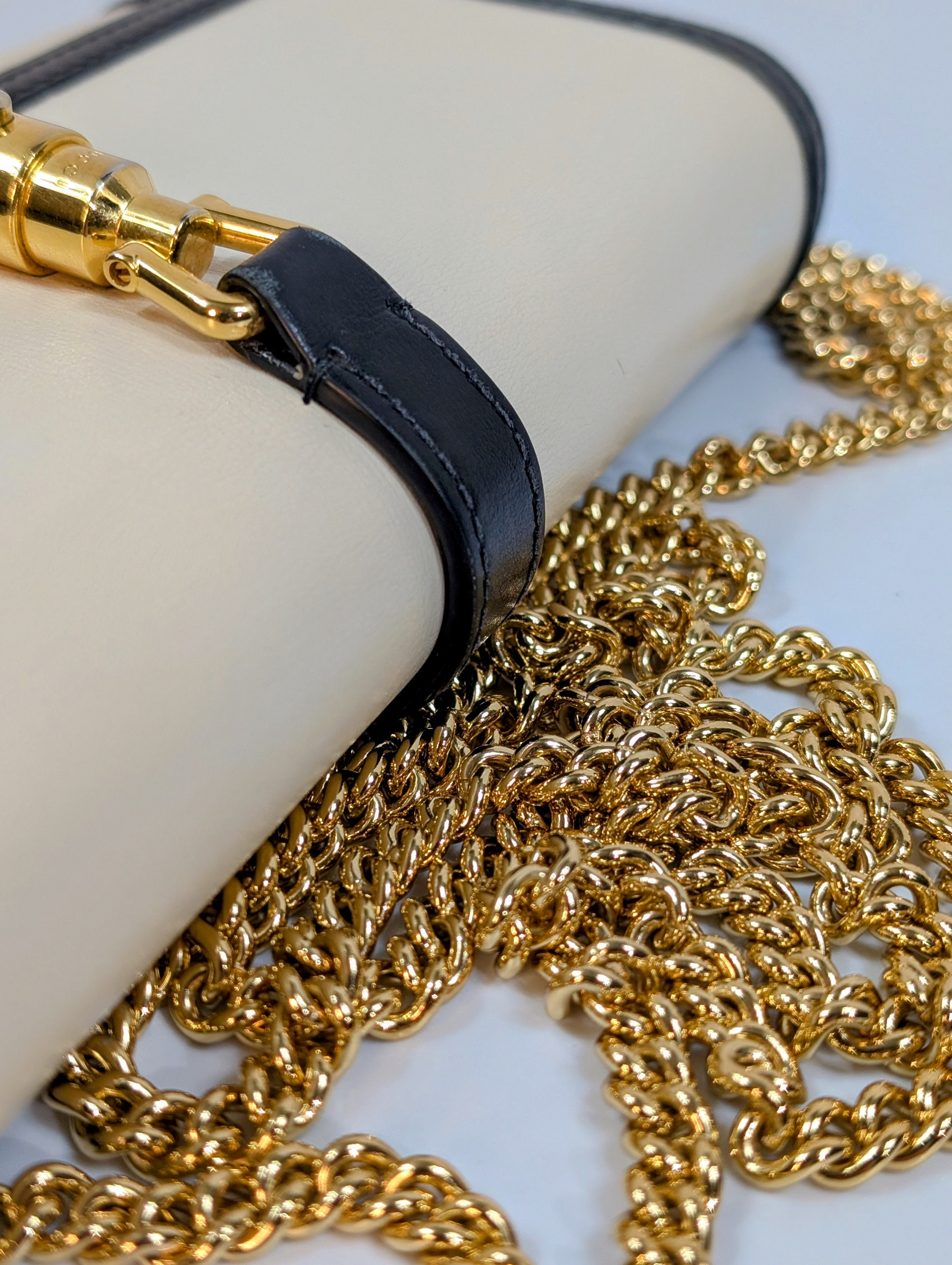 Gucci Cream Jackie 1961 Wallet on Chain with Gold Hardware