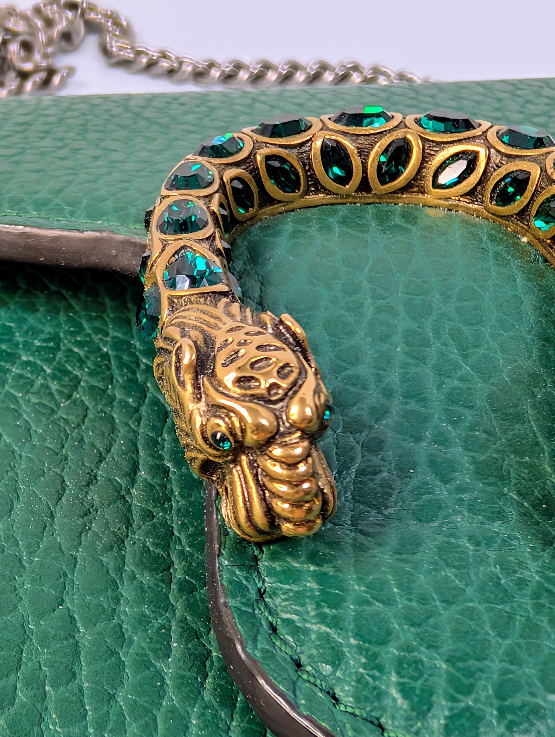 Gucci Green Dionysus Wallet on Chain (WOC) with Crystal Detail