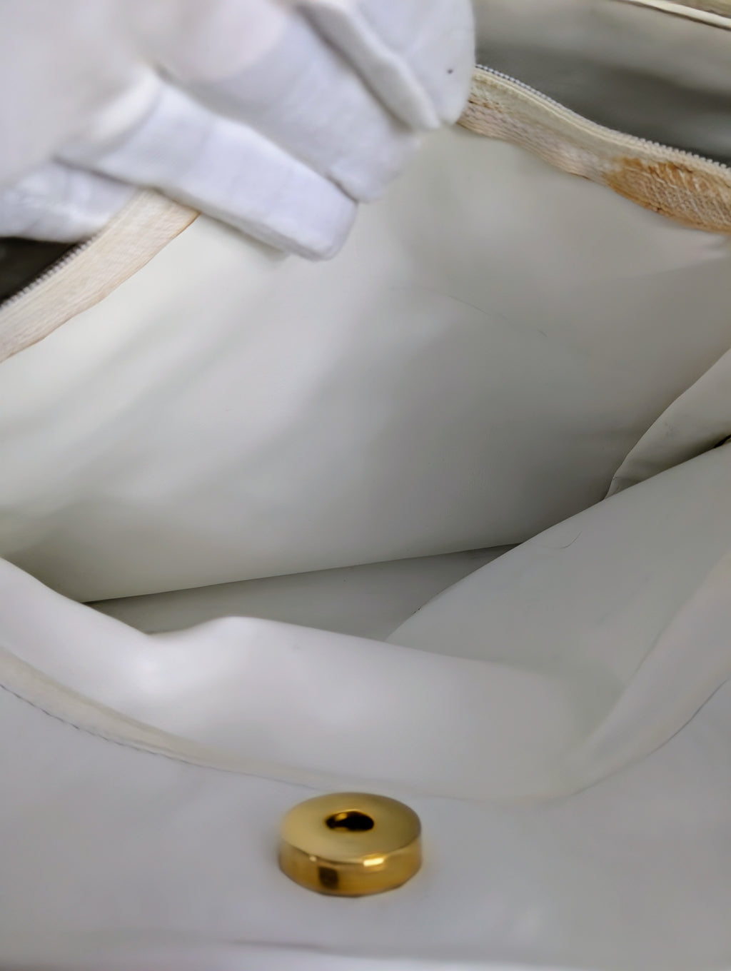 Chanel Rare Vintage White Quilted Lambskin Large Hobo Tote 24k GHW