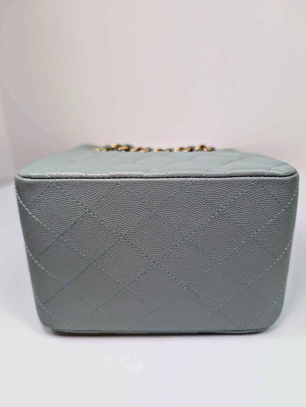 Chanel Rare Light Grey Quilted Caviar Leather Small Bucket Drawstring Bag