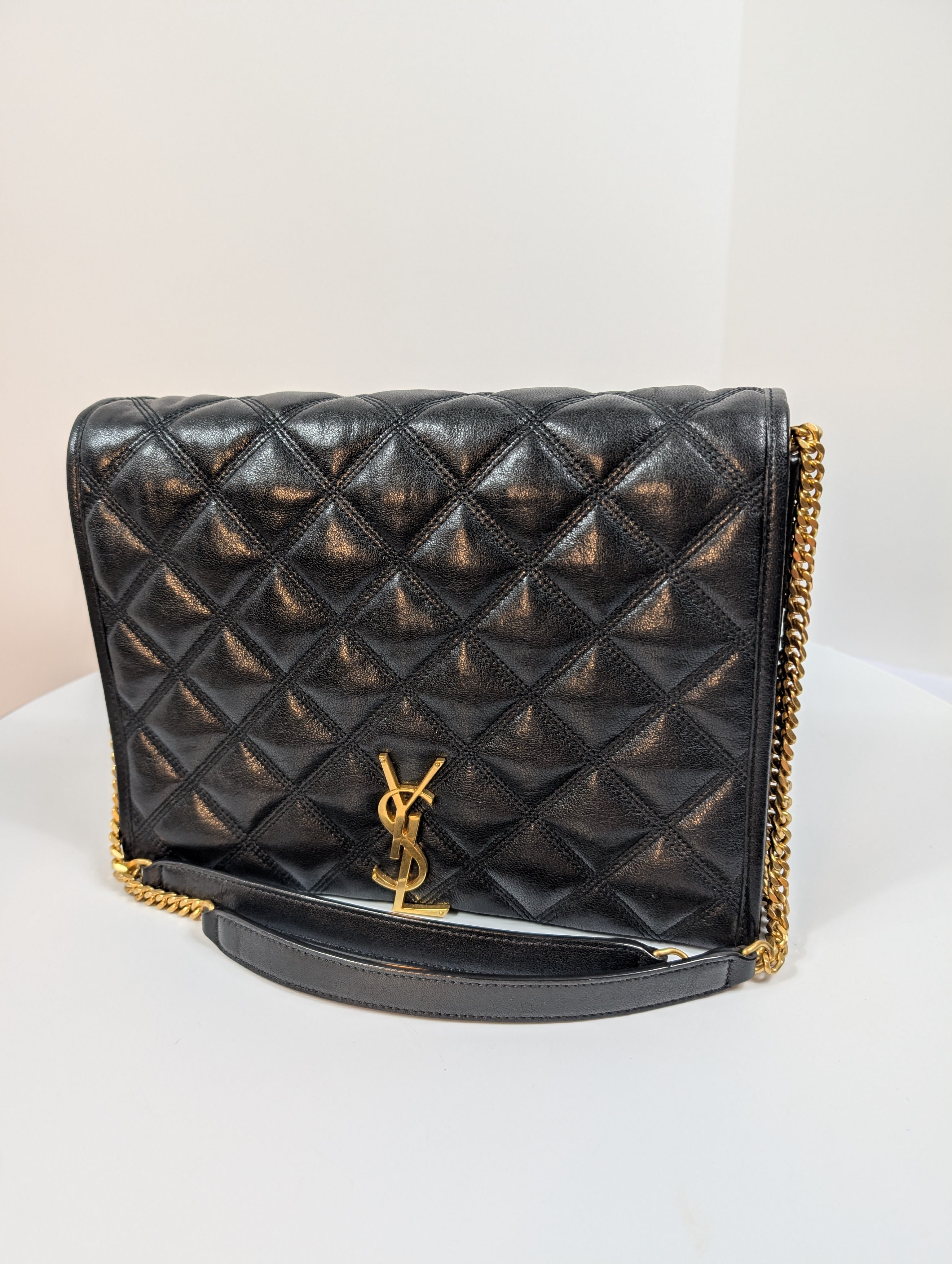 Saint Laurent YSL Black Quilted Leather Niki Shoulder Bag – Encore