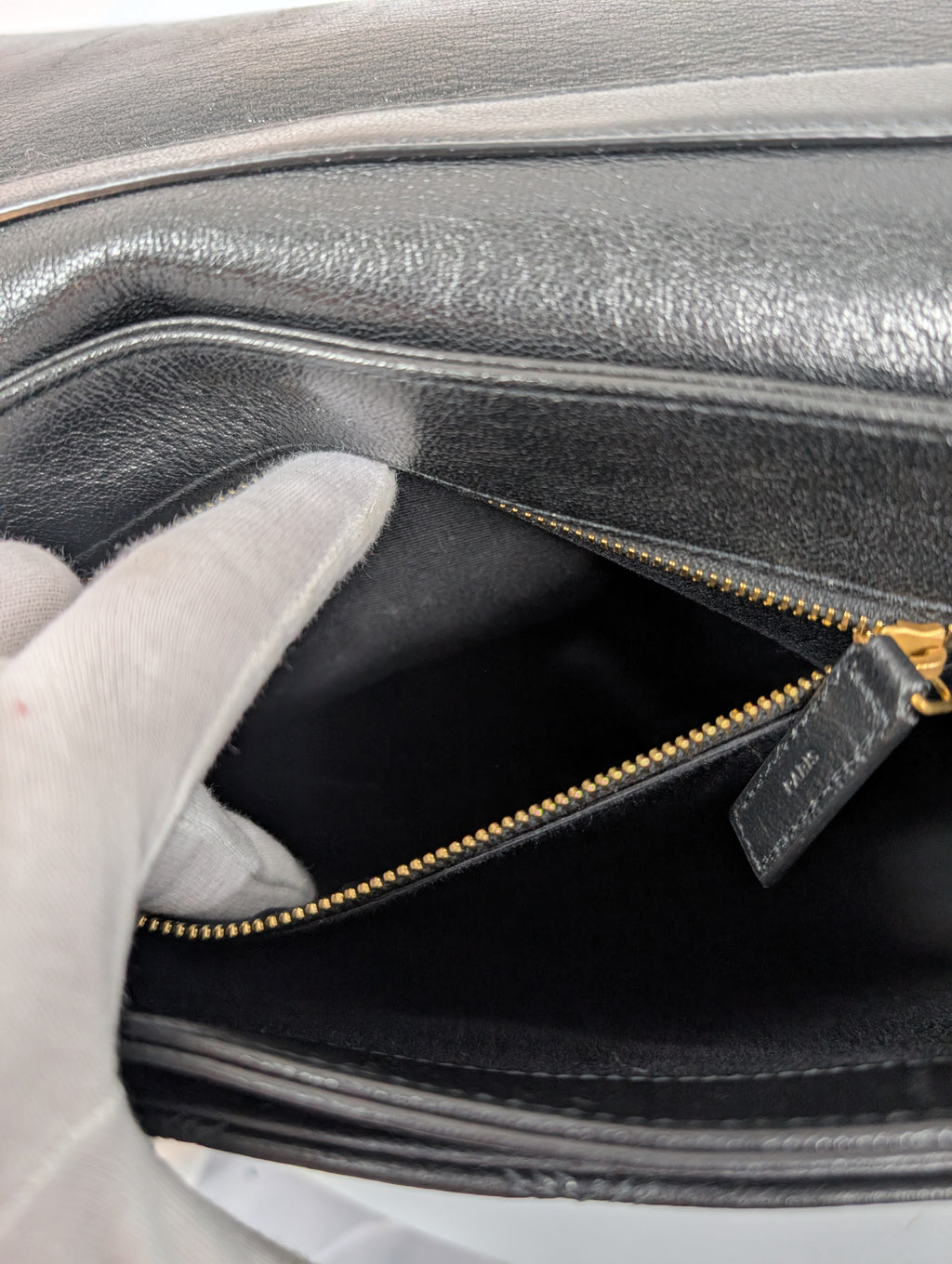 Saint Laurent YSL Black Quilted Leather Niki Shoulder Bag