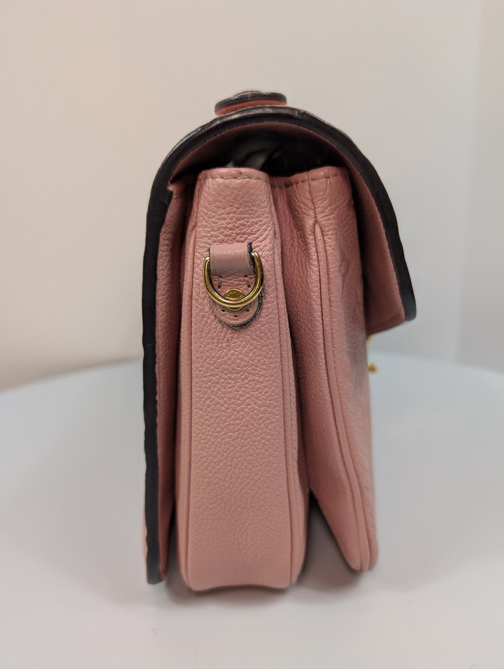 Louis Vuitton Rose Pink Monogram Pochette Métis Handbag
