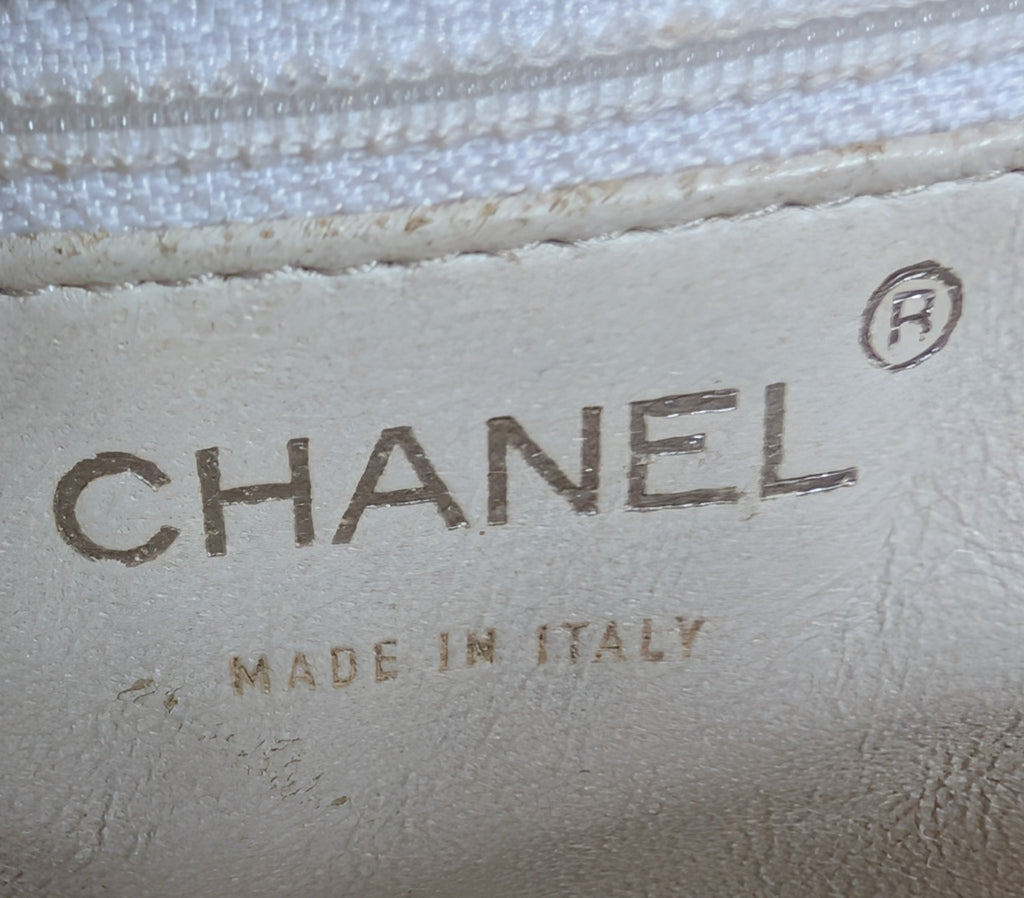Chanel Vintage White Chocolate Bar/Camera Shoulder Bag