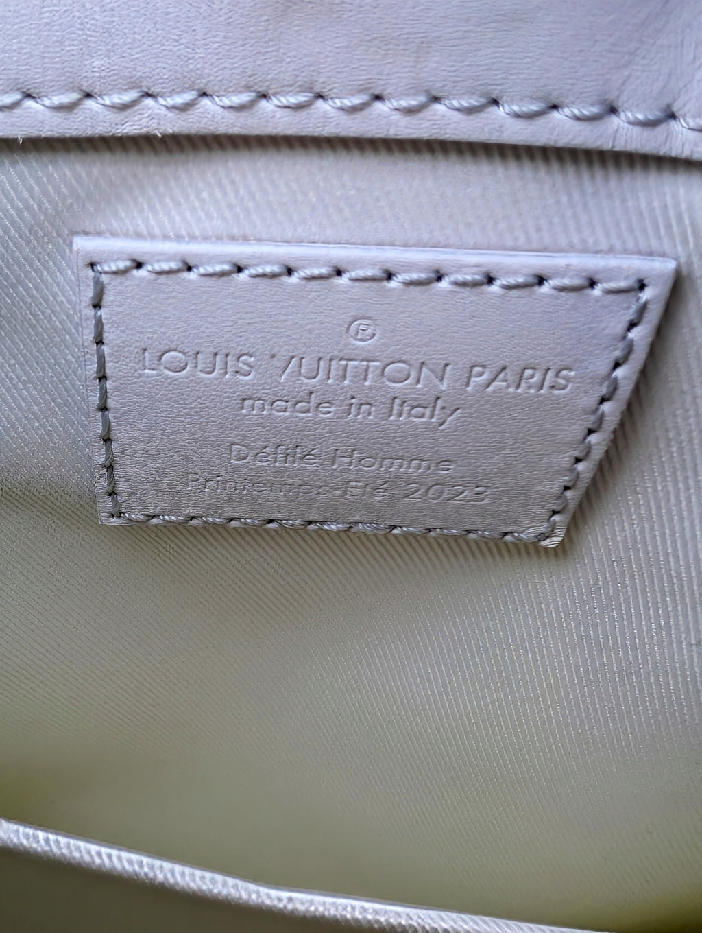 Louis Vuitton White Spring-Summer 2023 Men's Collection Neo Tote