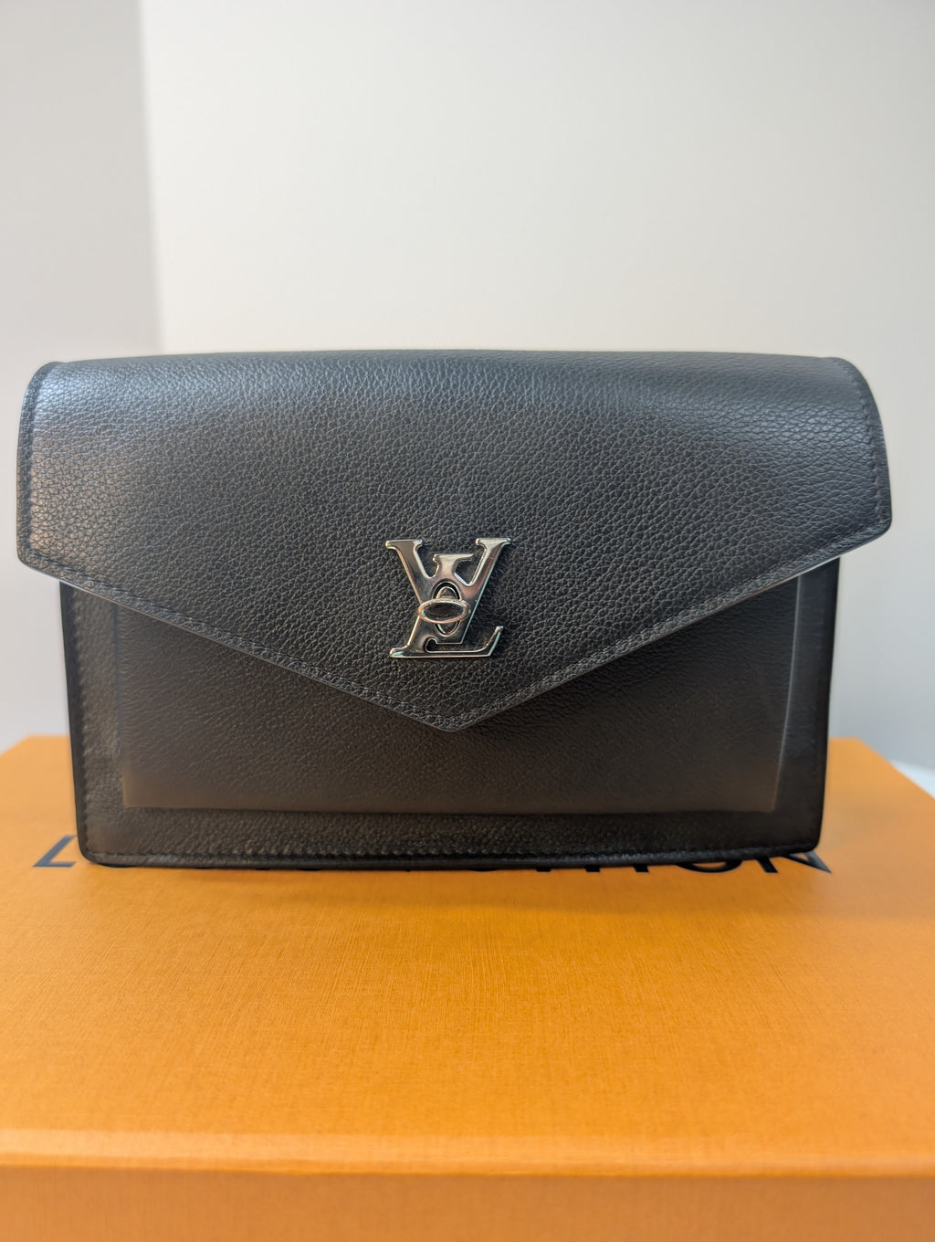 Louis Vuitton Black Grained Leather Twist Wallet on Chain (WOC)