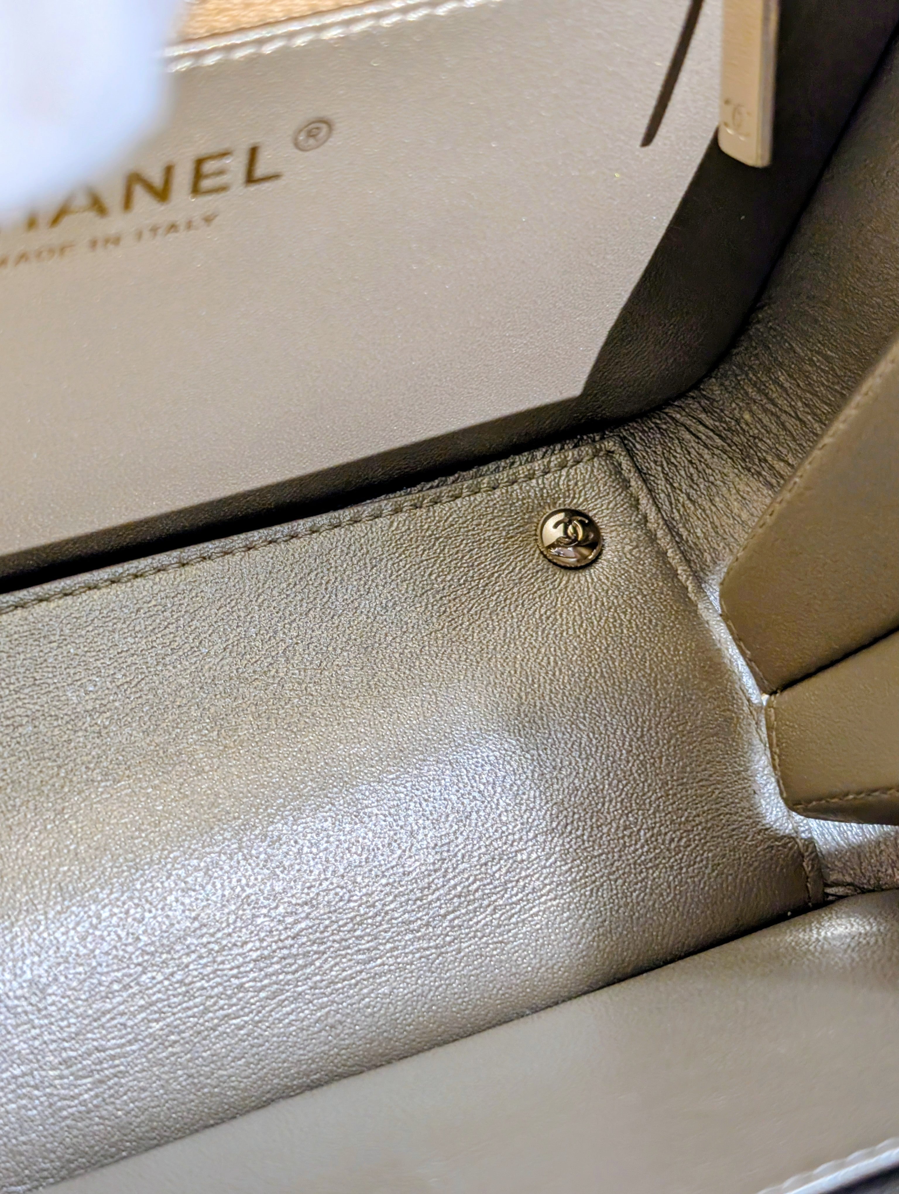 Chanel Rare Box Bag in Woven Rattan and Champaign Gold Leather