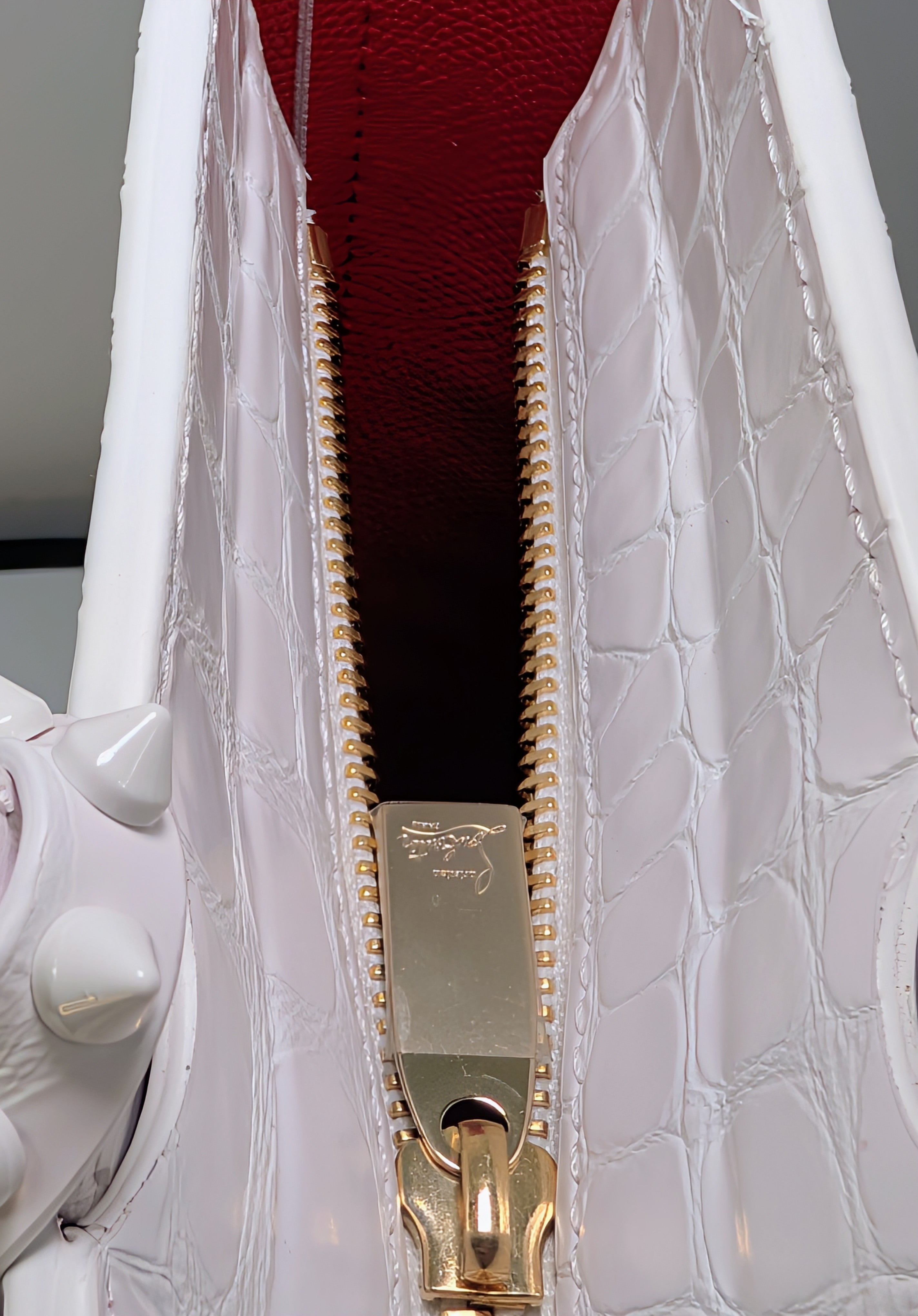 Christian Louboutin White Crocodile Embossed Leather Cabata Spikes Tote Bag