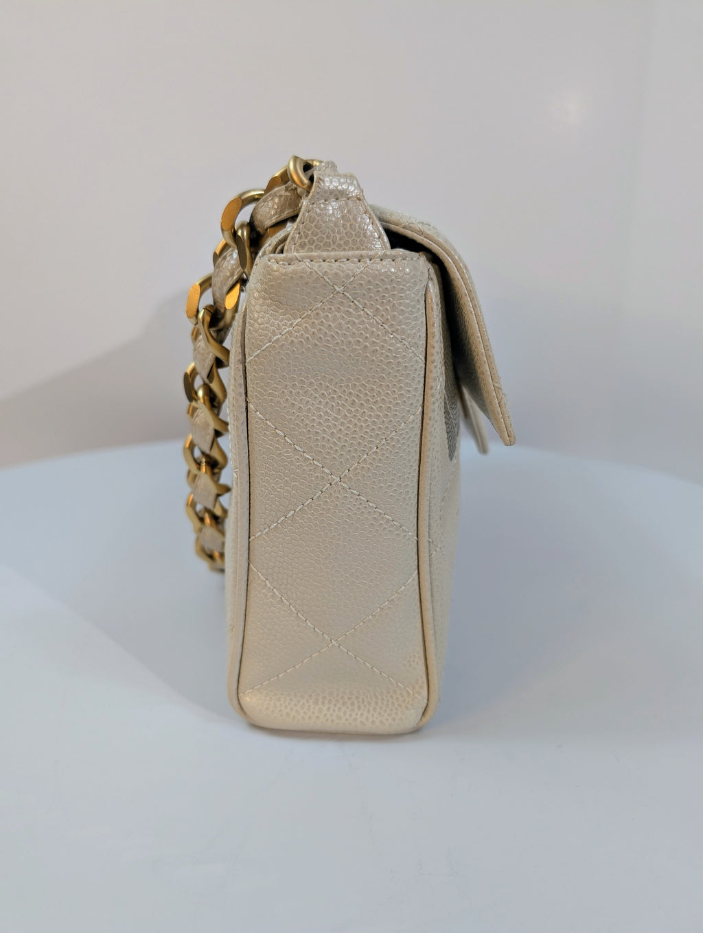 Chanel Vintage Classic Iridescent Pearl Caviar Medium Flap Bag