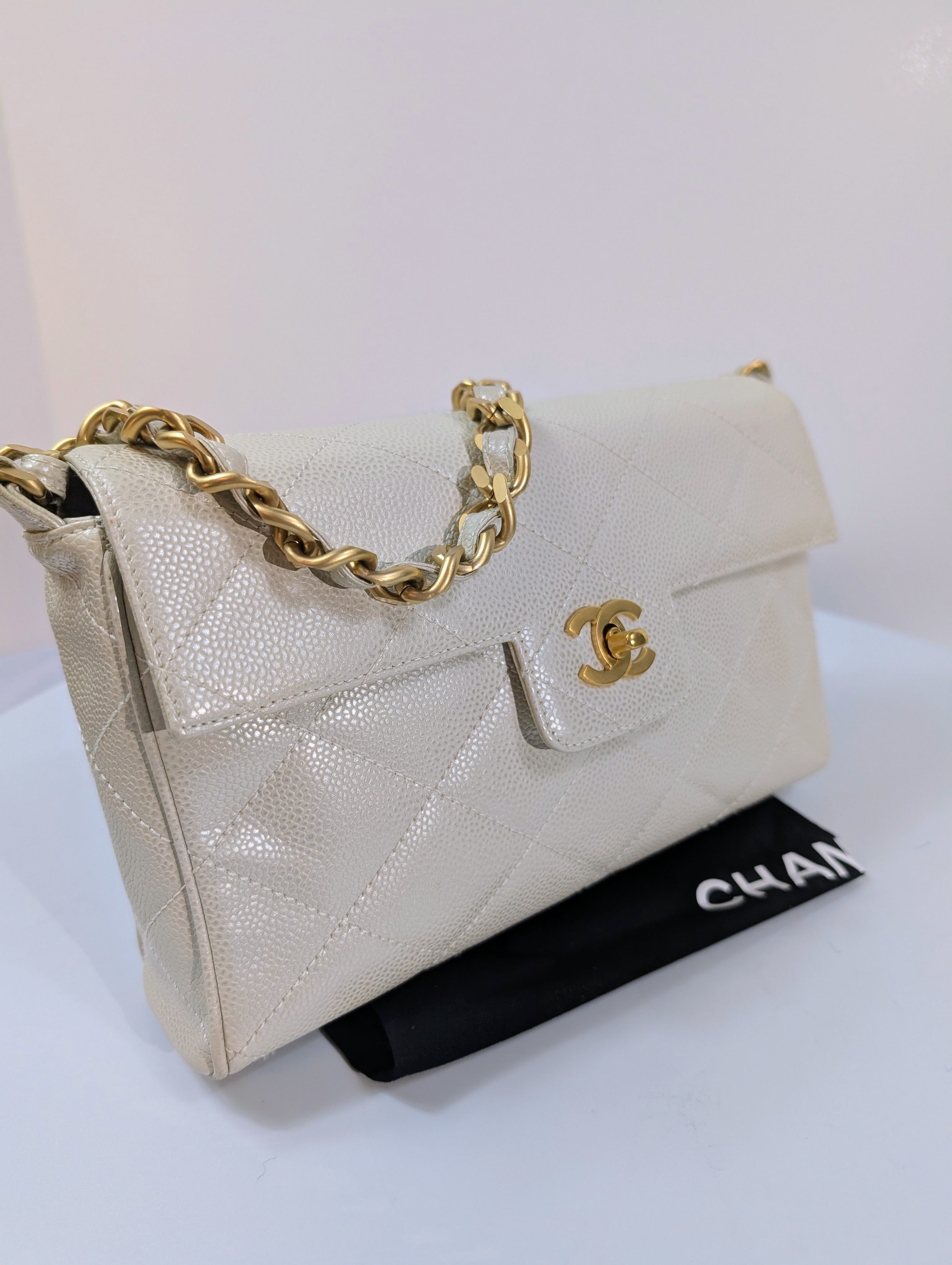 Chanel Vintage Classic Iridescent Pearl Caviar Medium Flap Bag