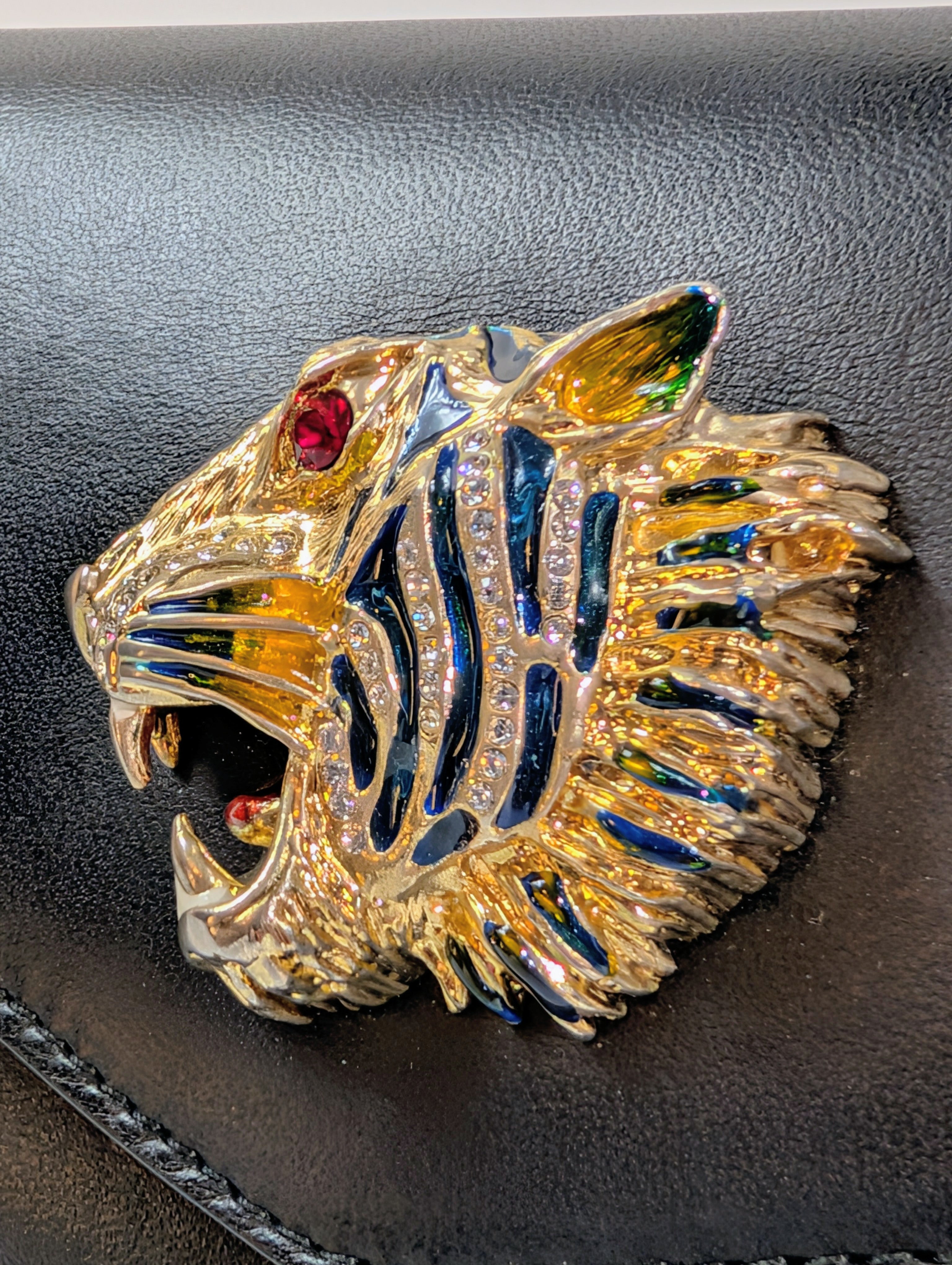 Gucci Black Rajah Broadway Smooth Leather Jeweled Tiger Head Clutch