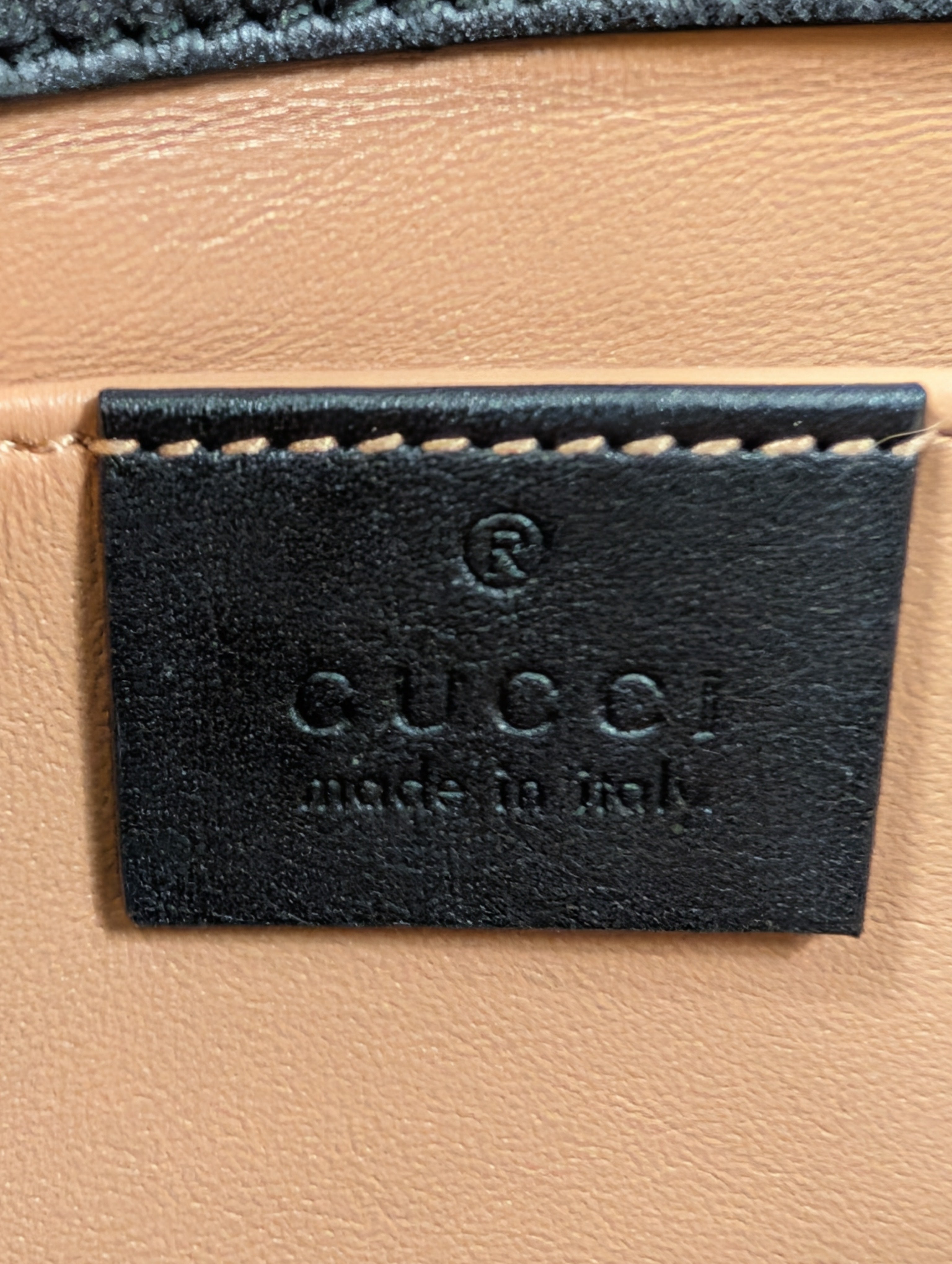 Gucci Black Rajah Broadway Smooth Leather Jeweled Tiger Head Clutch
