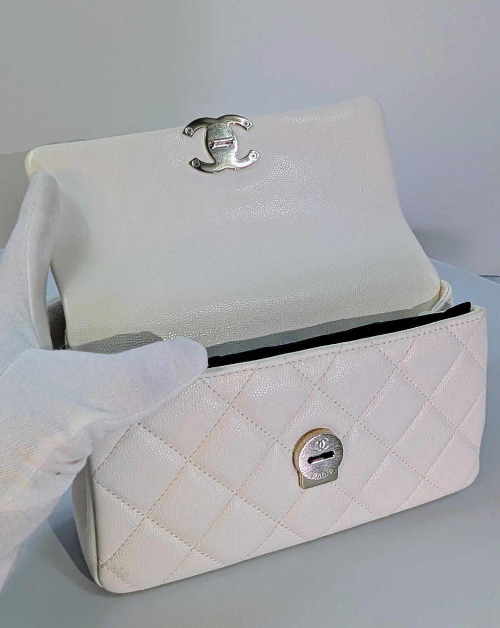 Chanel Limited-Edition Pearlized White MyEverything Caviar Mini-Flap with Black Hardware