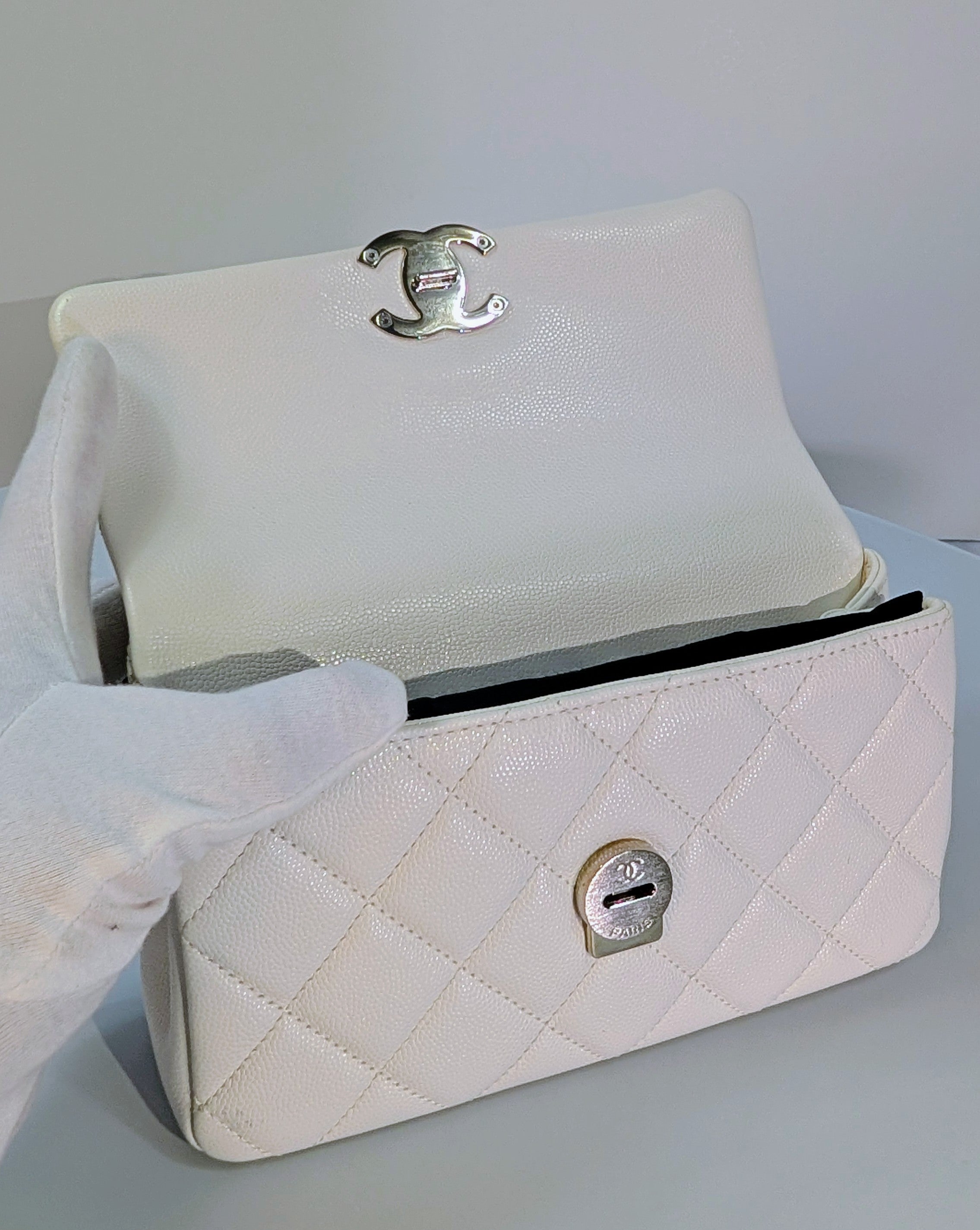 Chanel Limited-Edition Pearlized White MyEverything Caviar Mini-Flap with Black Hardware