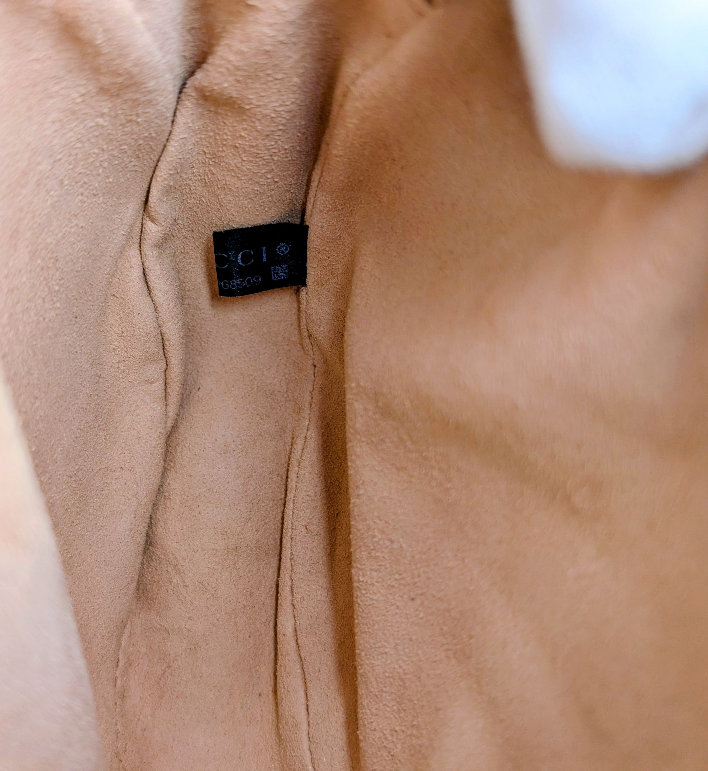 Gucci Beige and Black GG Marmont Round Mini Bag