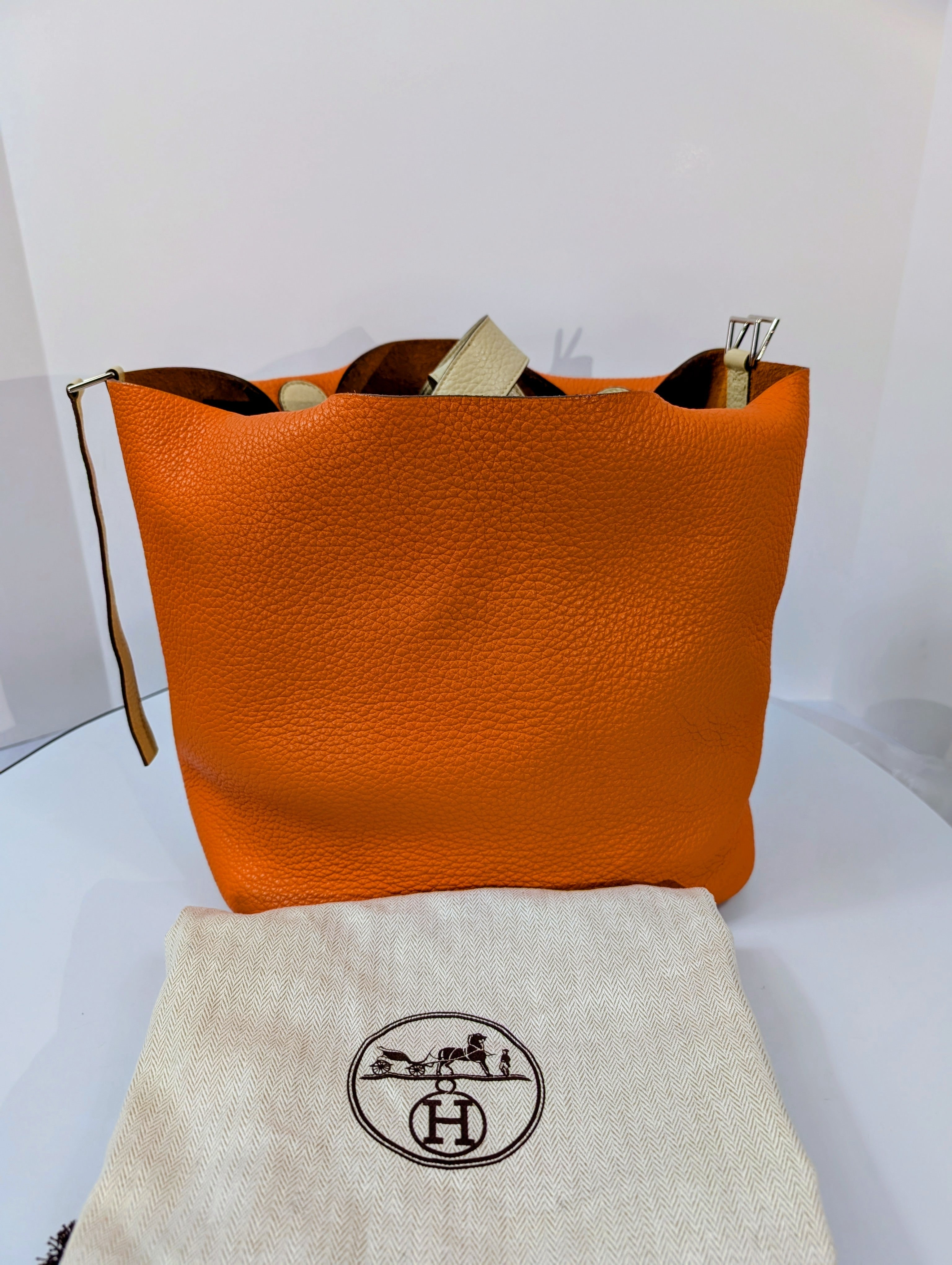 Hermes Bicolor Orange & Parchemin Clemence Leather Picotin 26 (GM) SOLD