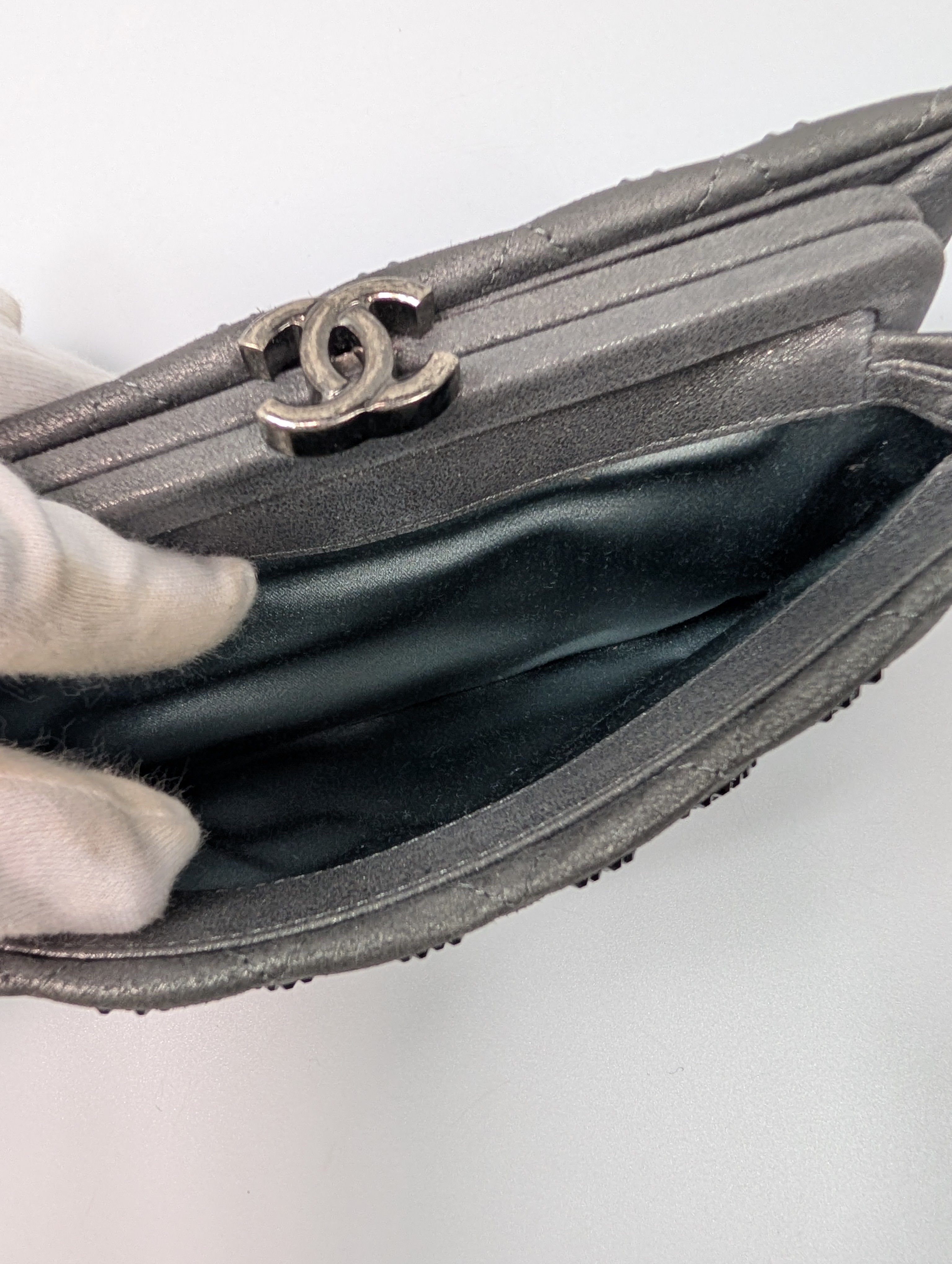 Chanel Gunmetal Iridescent Diamond-Quilted Clutch