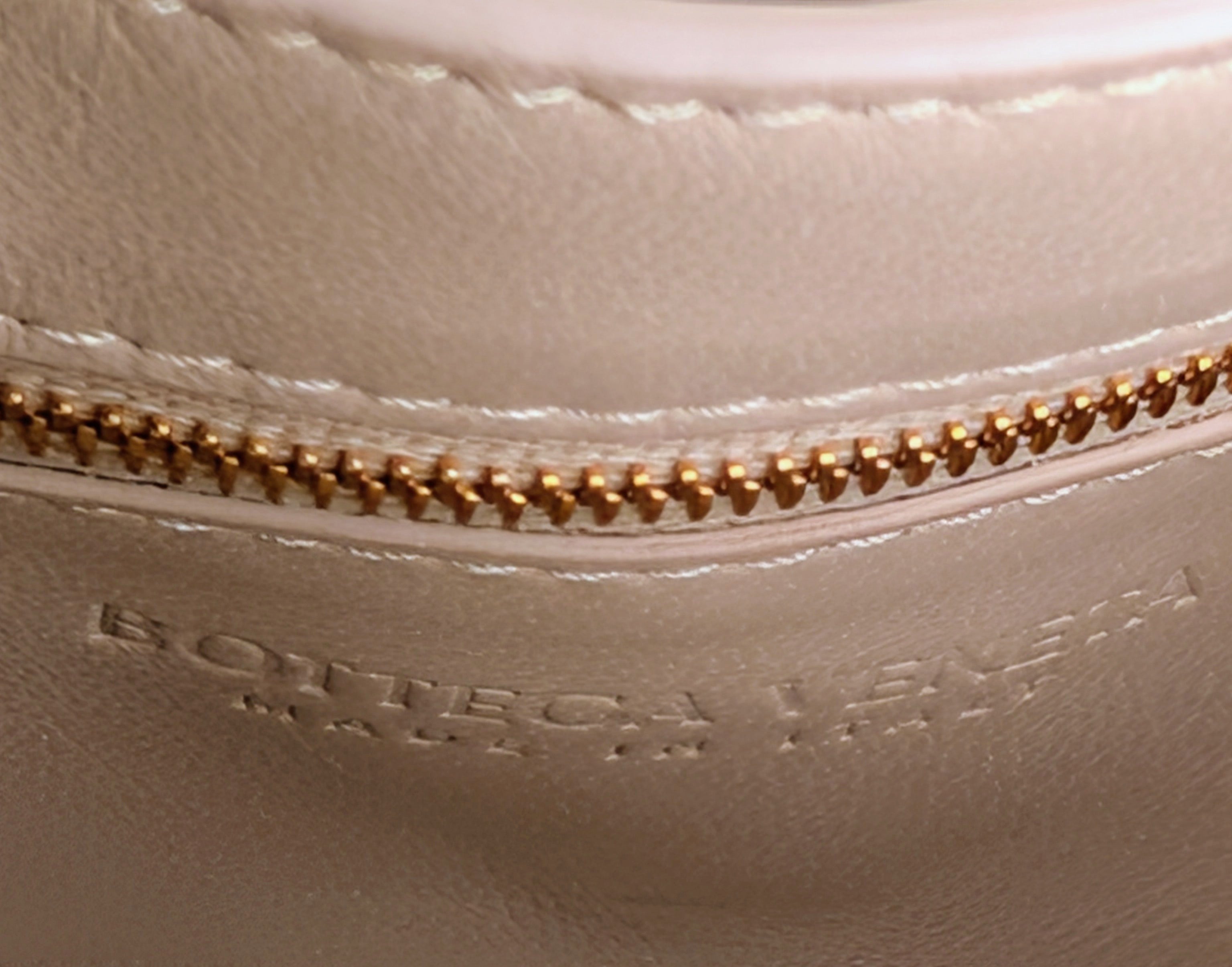 Bottega Veneta Cream Lambskin “The Chain” Cassette Shoulder Bag