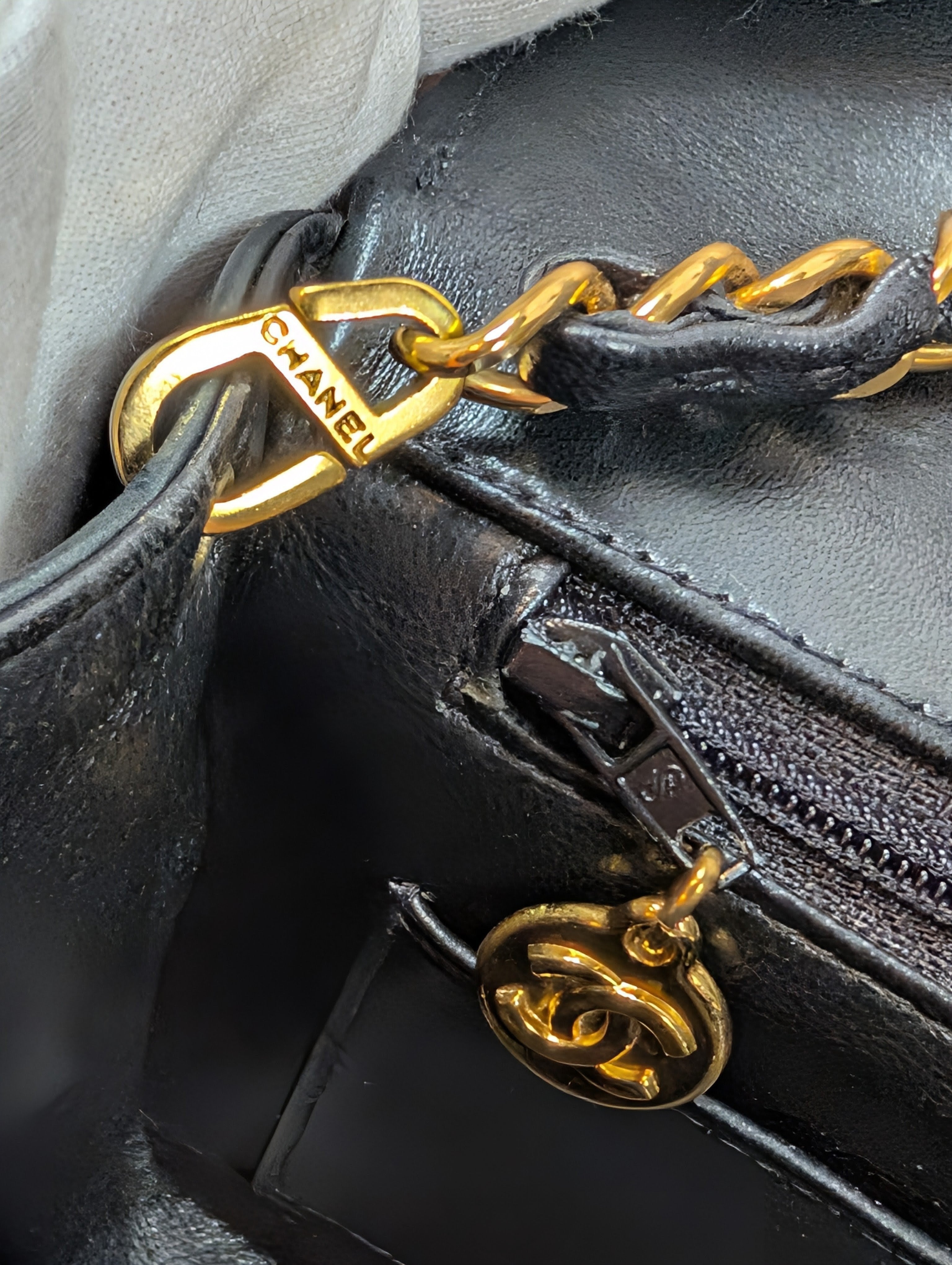 Chanel Vintage Black Medium Diana Quilted Lambskin Flap Bag