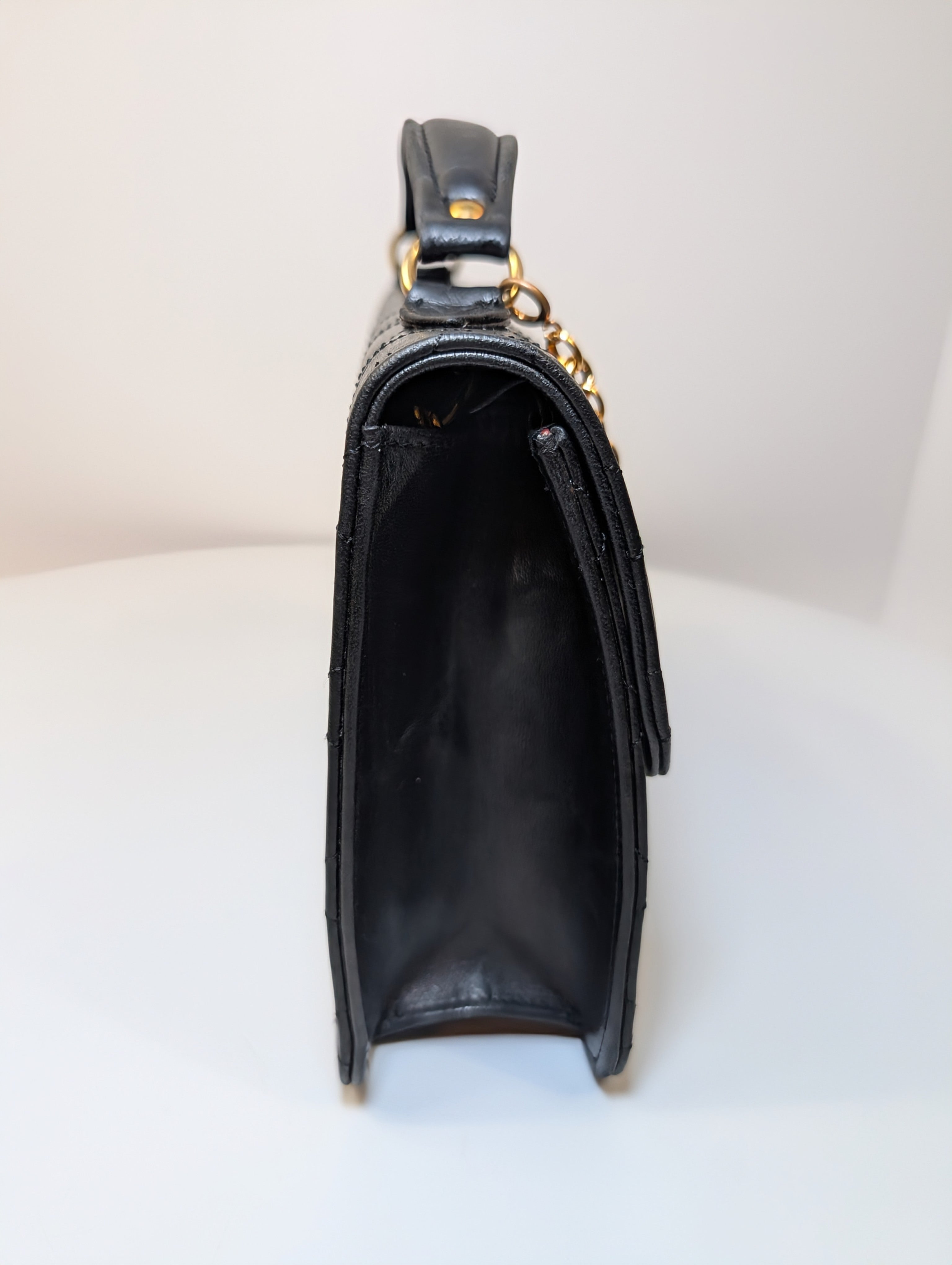 Chanel Vintage Black Lambskin Quilted Flap Bag with 31 Rue Cambon Medallion