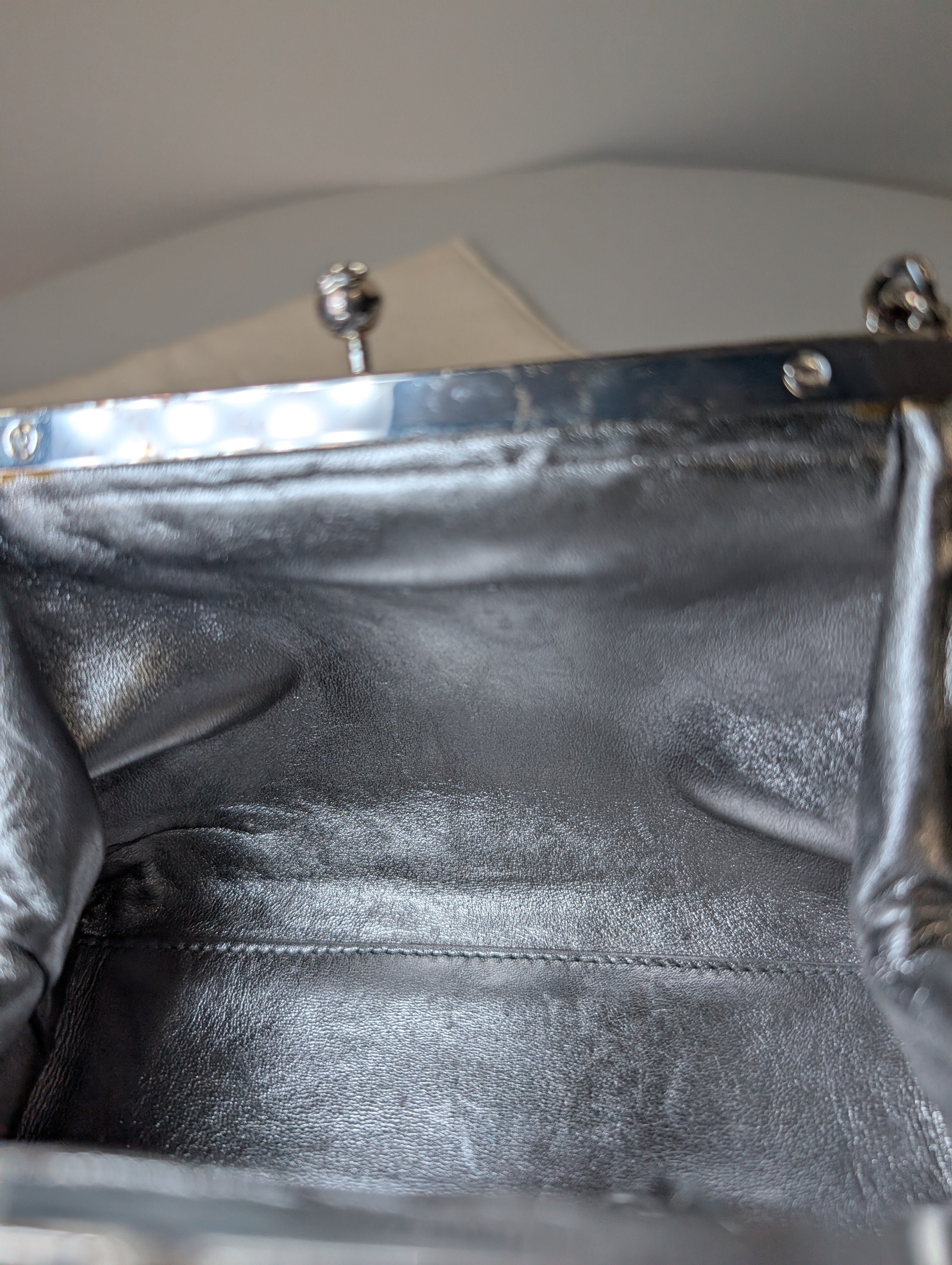 Chanel Vintage Metallic Silver Quilted Lambskin Kisslock Frame Bag (Mini Clutch)