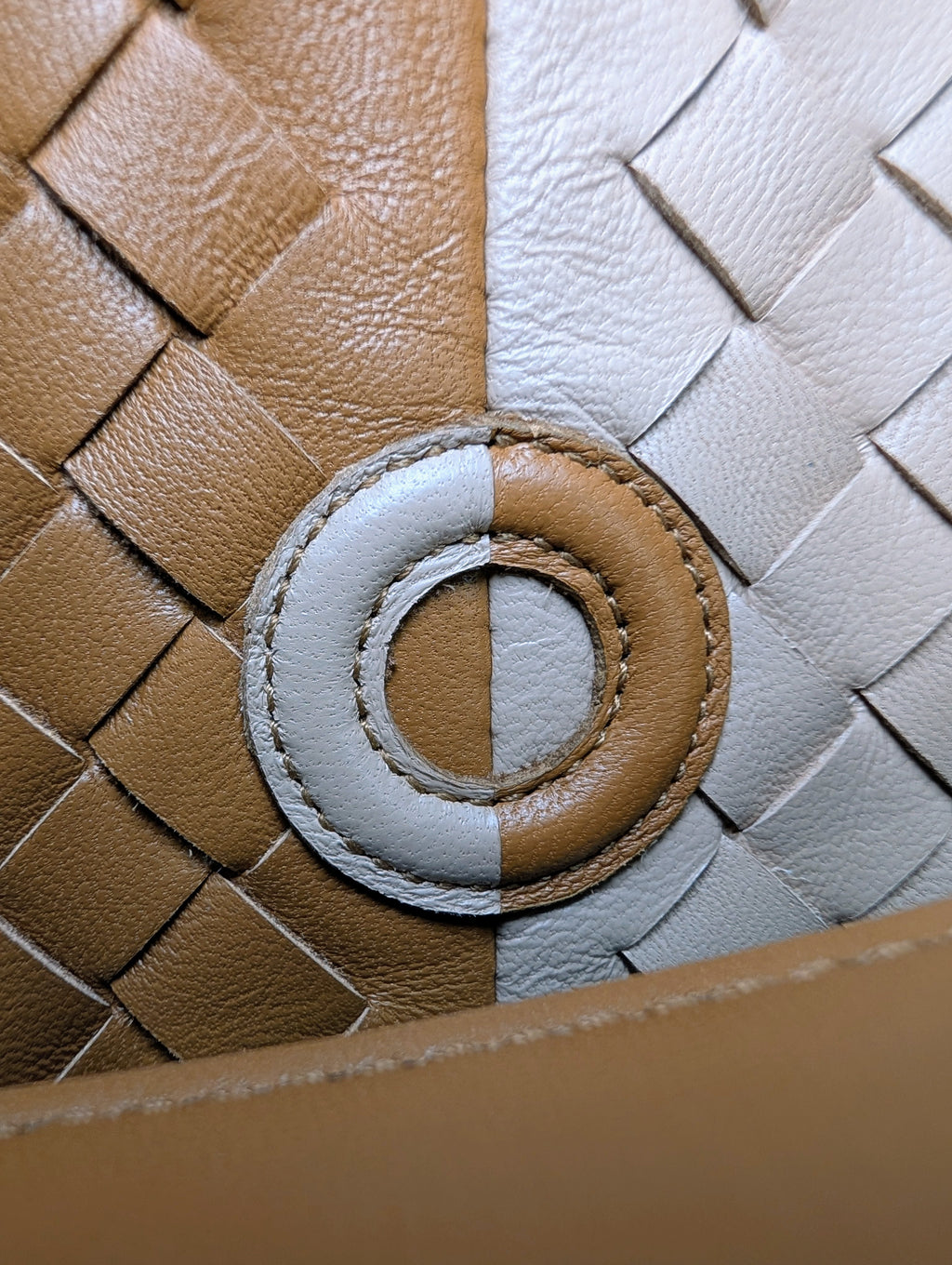 Bottega Venetta Beige/Tan/Brown Intrecciato Nappa Target Bag