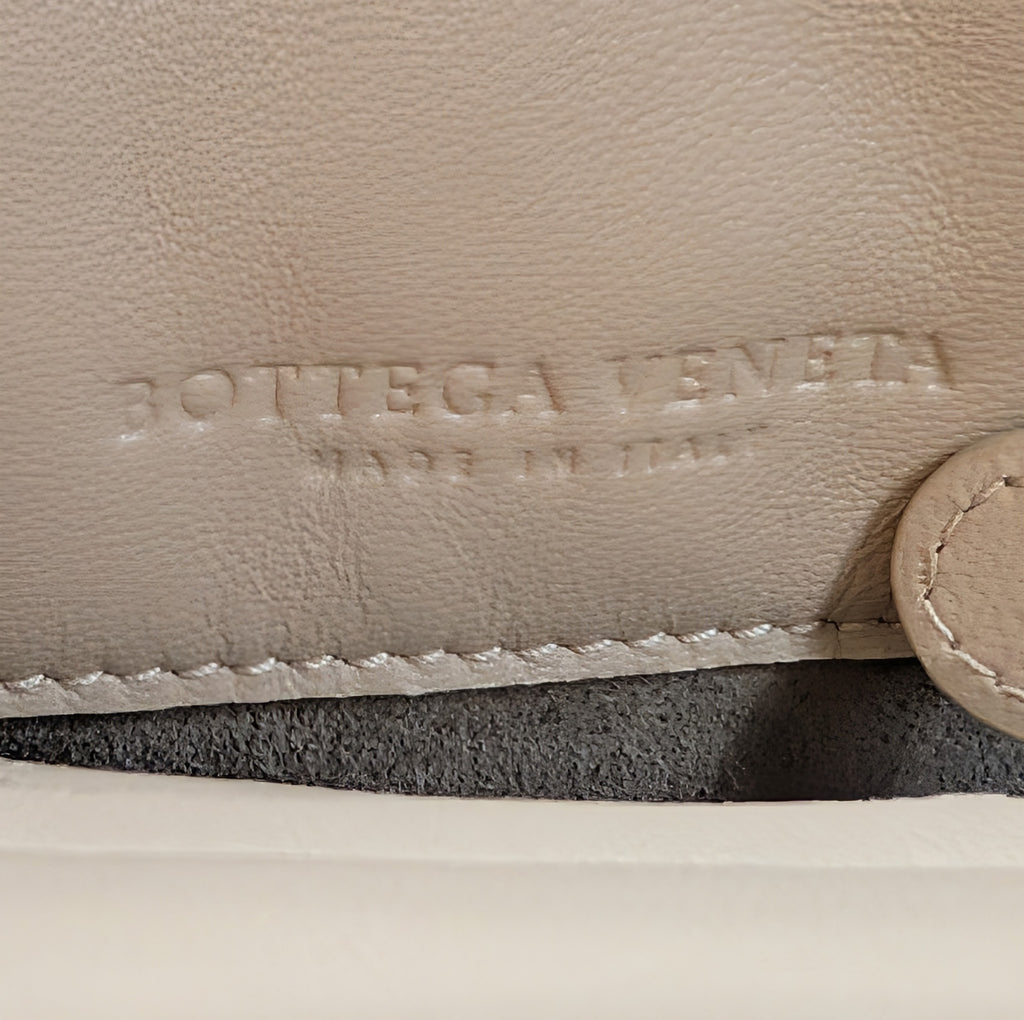 Bottega Venetta Beige/Tan/Brown Intrecciato Nappa Target Bag