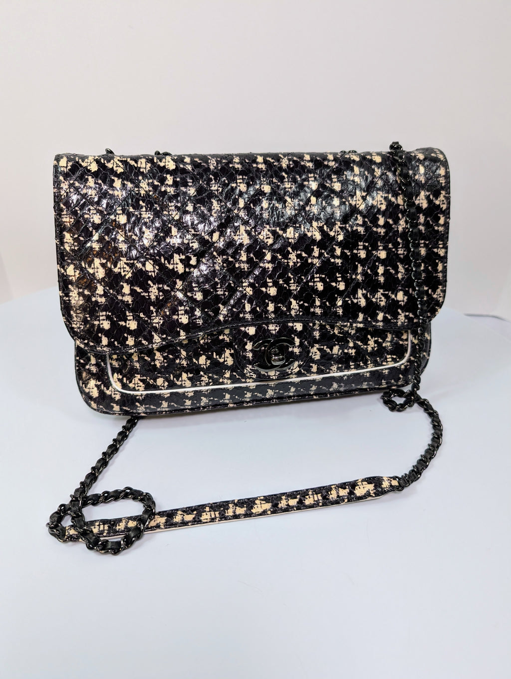 Chanel Black and Cream Python Snakeskin Leather Houndstooth Flap Bag