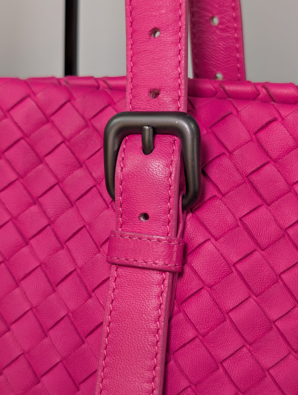 Bottega Veneta Hot Pink Intrecciato Medium Cabata Tote
