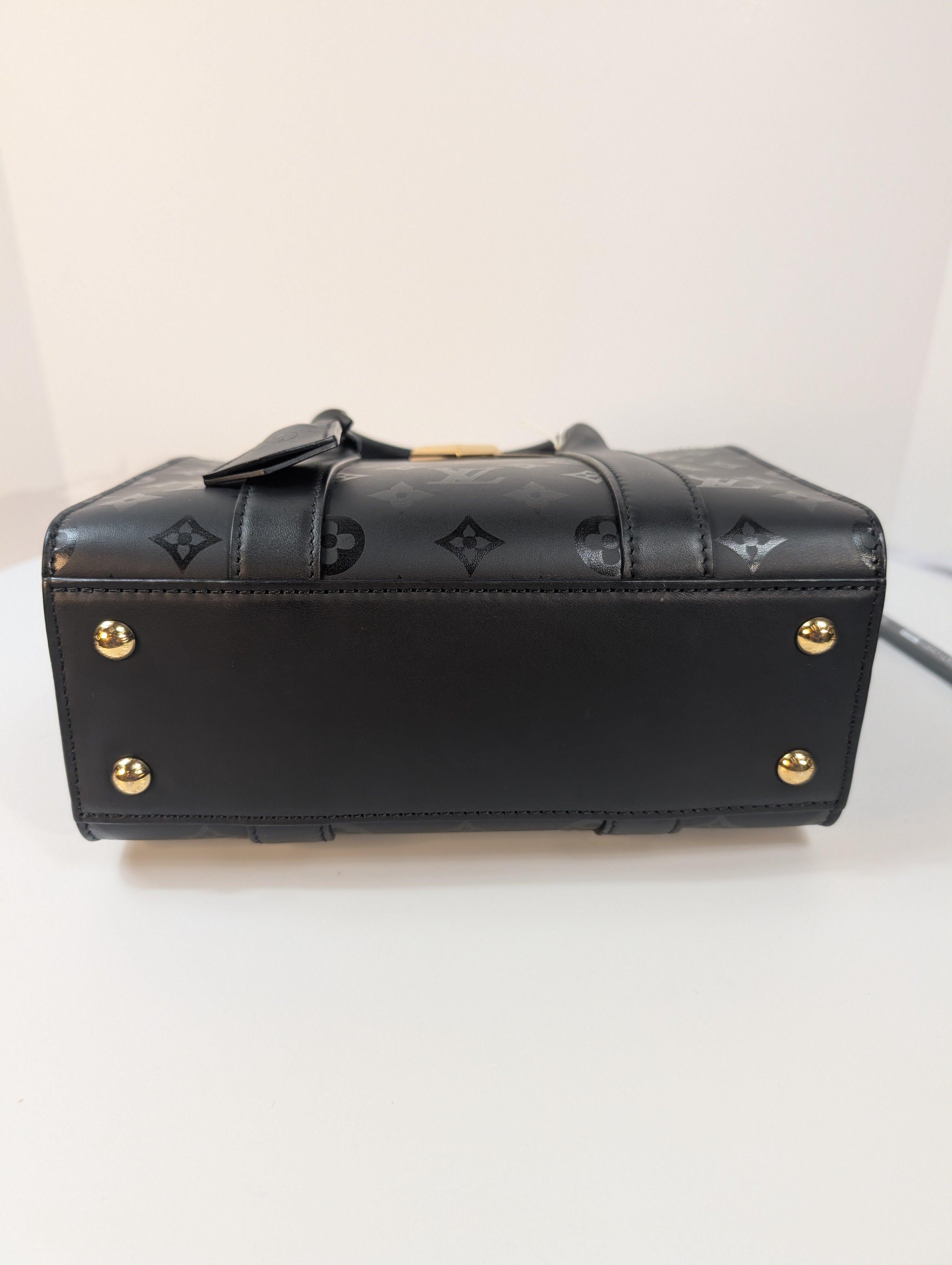 Louis Vuitton Black "Very" Tote BB Noir Monogram BB Handbag