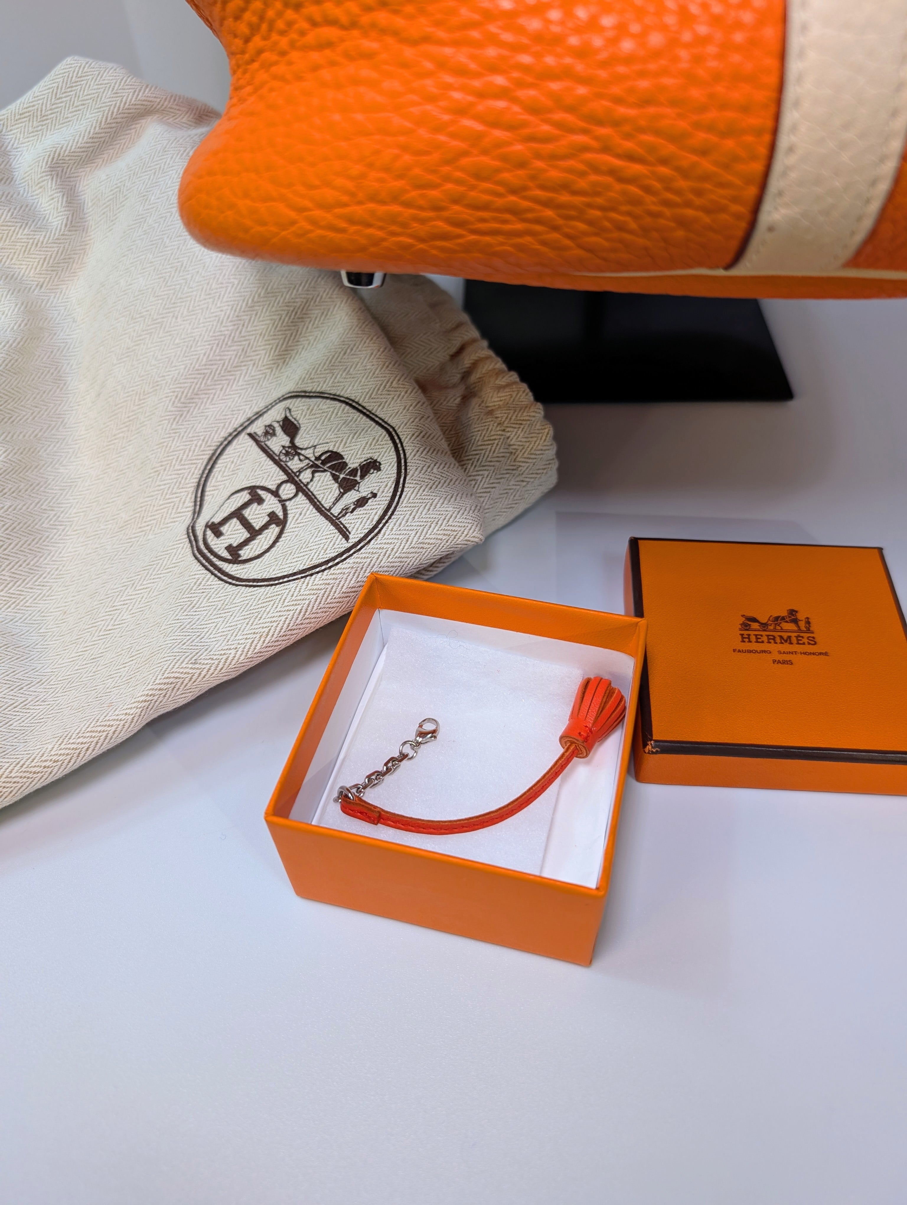 Hermes Bicolor Orange & Parchemin Clemence Leather Picotin 26 (GM)