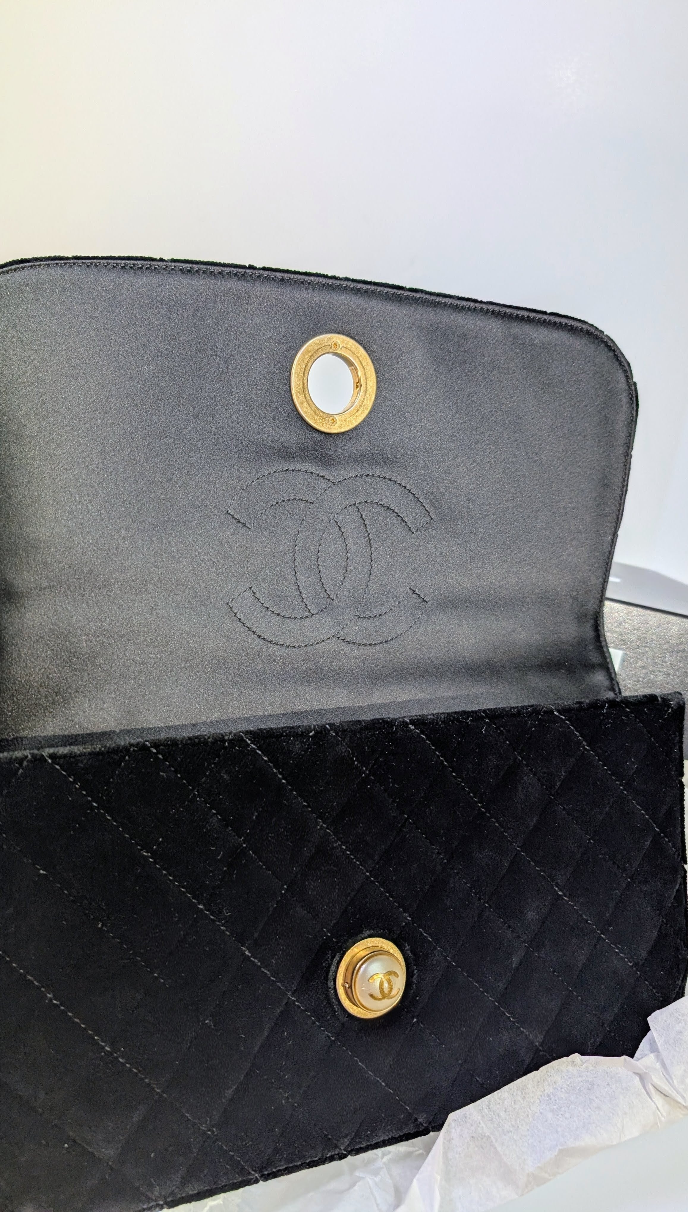 Chanel Paris Cosmopolite Black Velvet Quilted Flap Clutch with Pearl Button