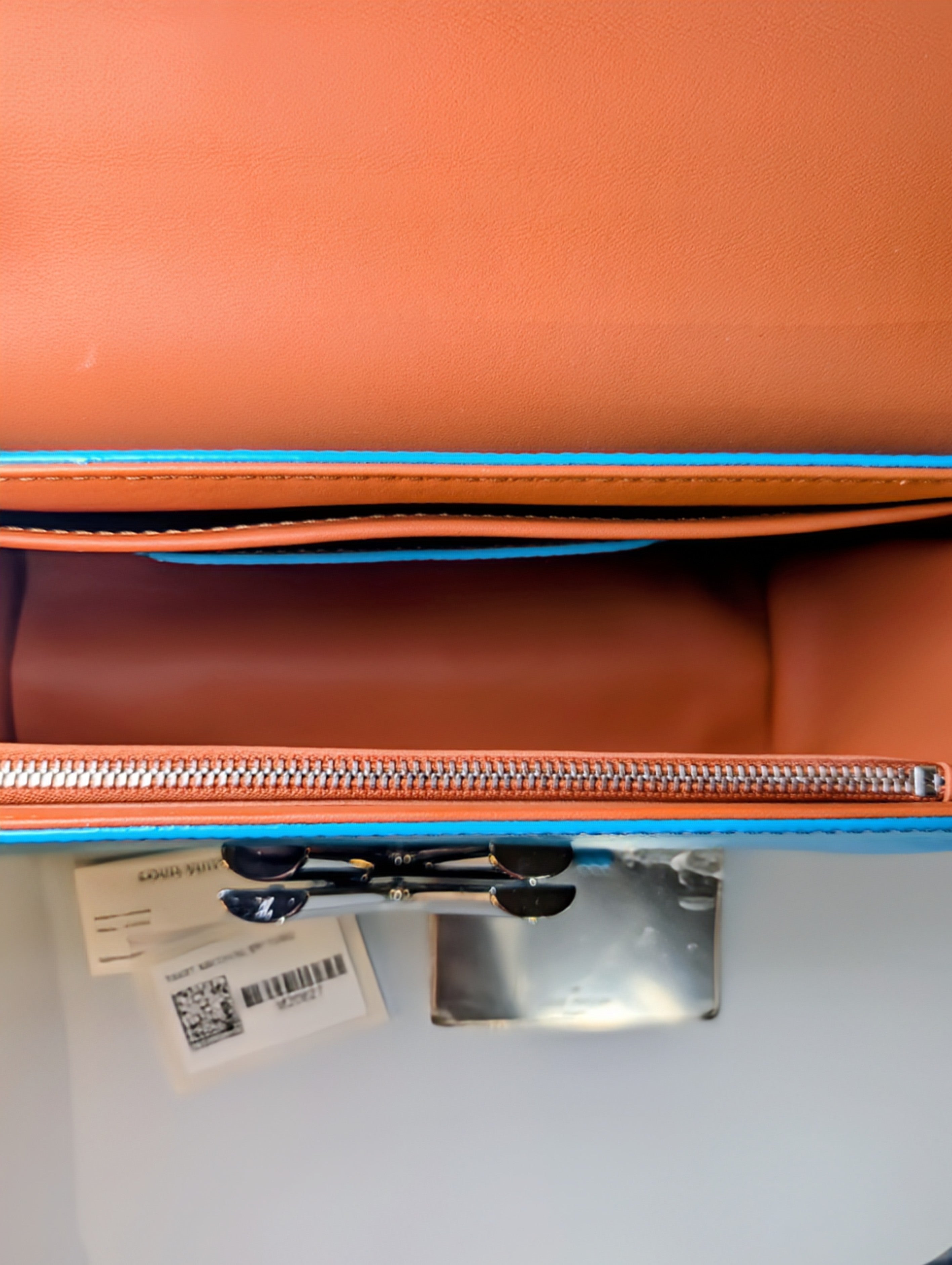 Louis Vuitton Cyan Blue Epi Leather Twist MM Bag